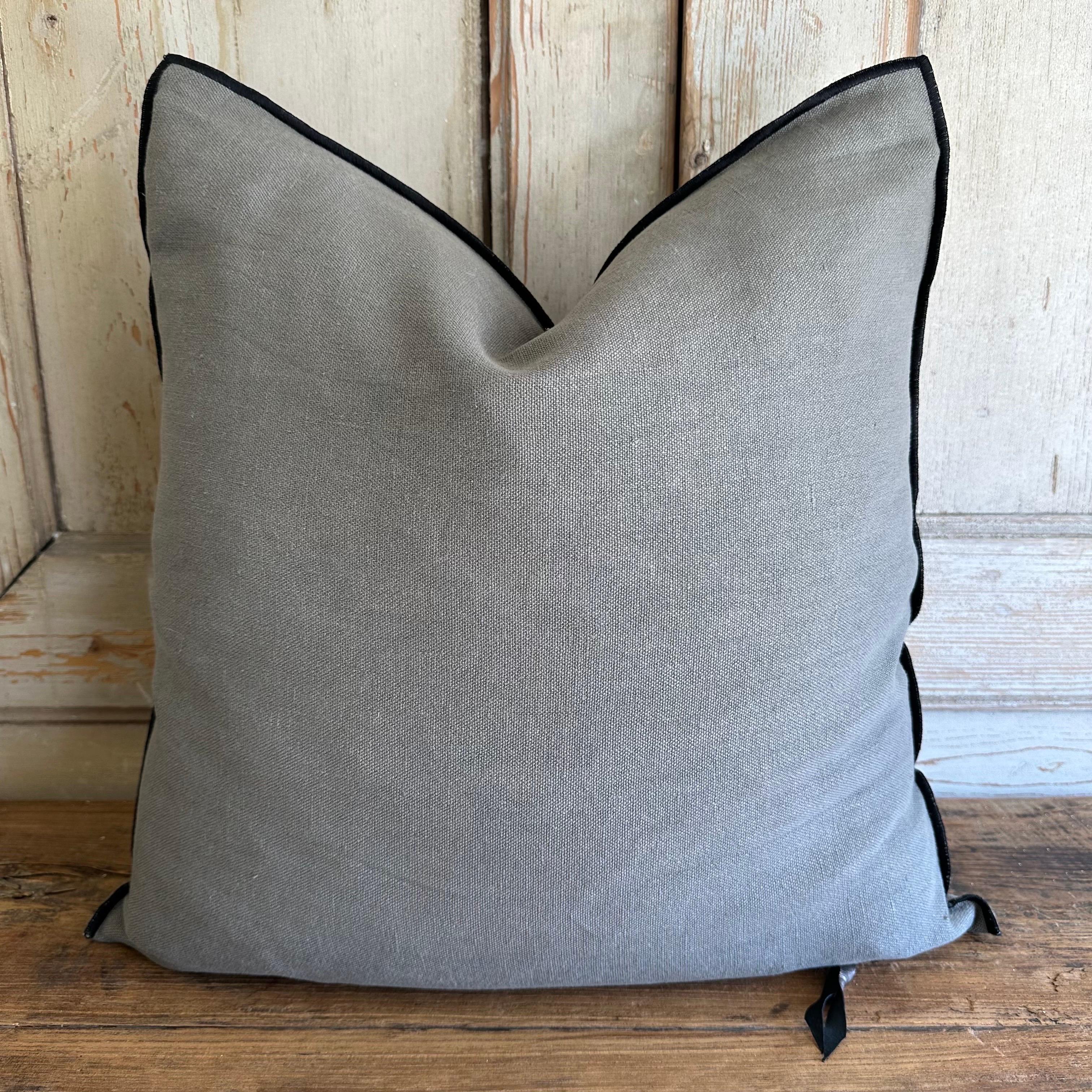 Custom linen blend accent pillow.
Color: elephant / a moody med. grey colored nubby textured style pillow with a stitched edge, metal zipper closure. 
Our pillows are constructed with vintage one of a kind textiles from around the globe. Carefully