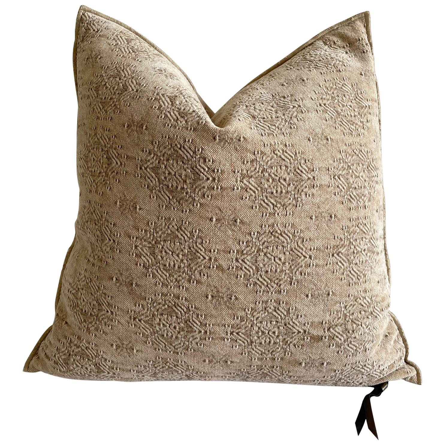 jacquard throw pillows