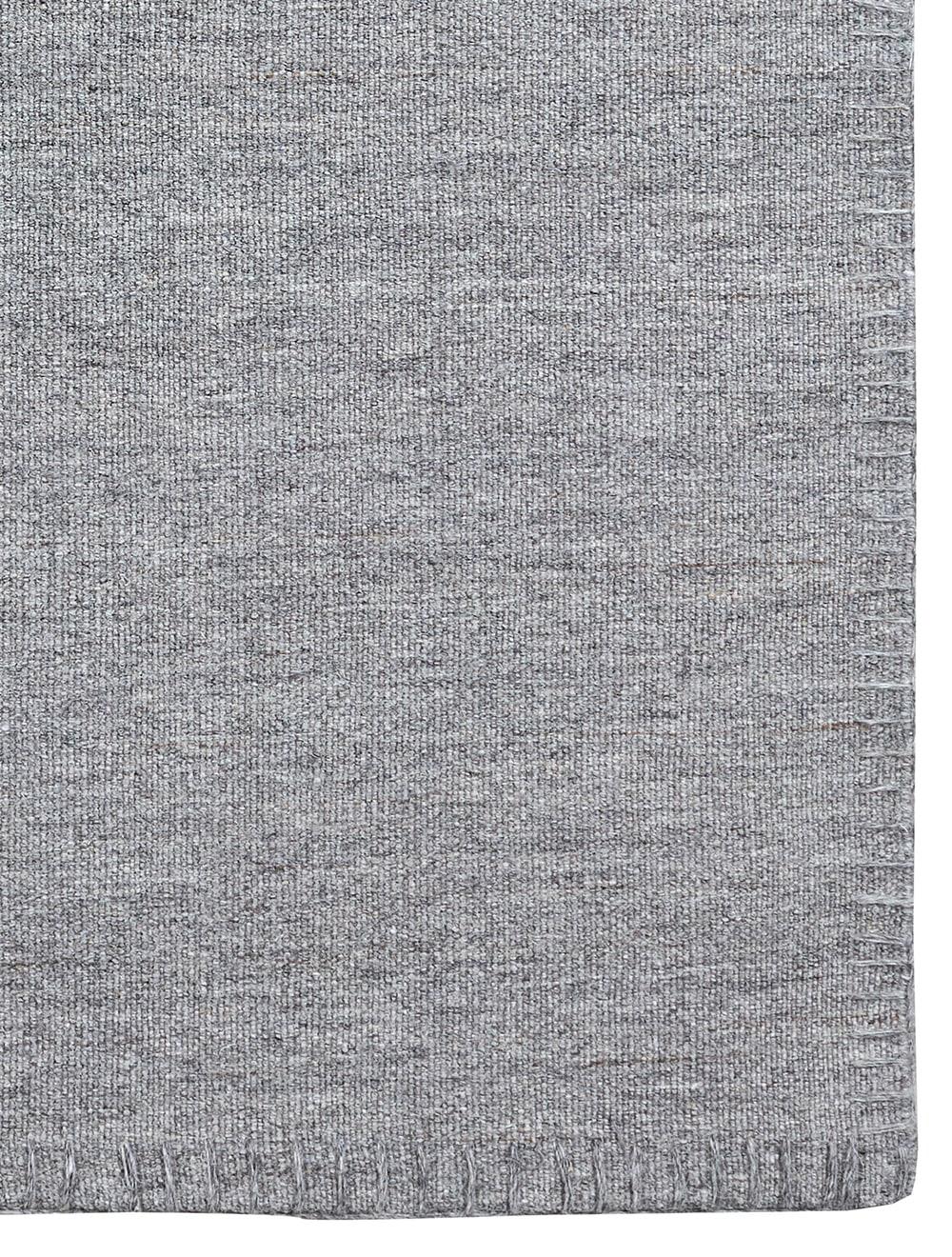 Stone with Stitches Escape Kelim Carpet by Massimo Copenhagen
Designed by Space Copenhagen
Handwoven
Materials: 100% undyed natural wool.
Dimensions: W 300 x H 400 cm
Available colors: Chalk, Chalk with Fringes, Light Beige, Light Beige with