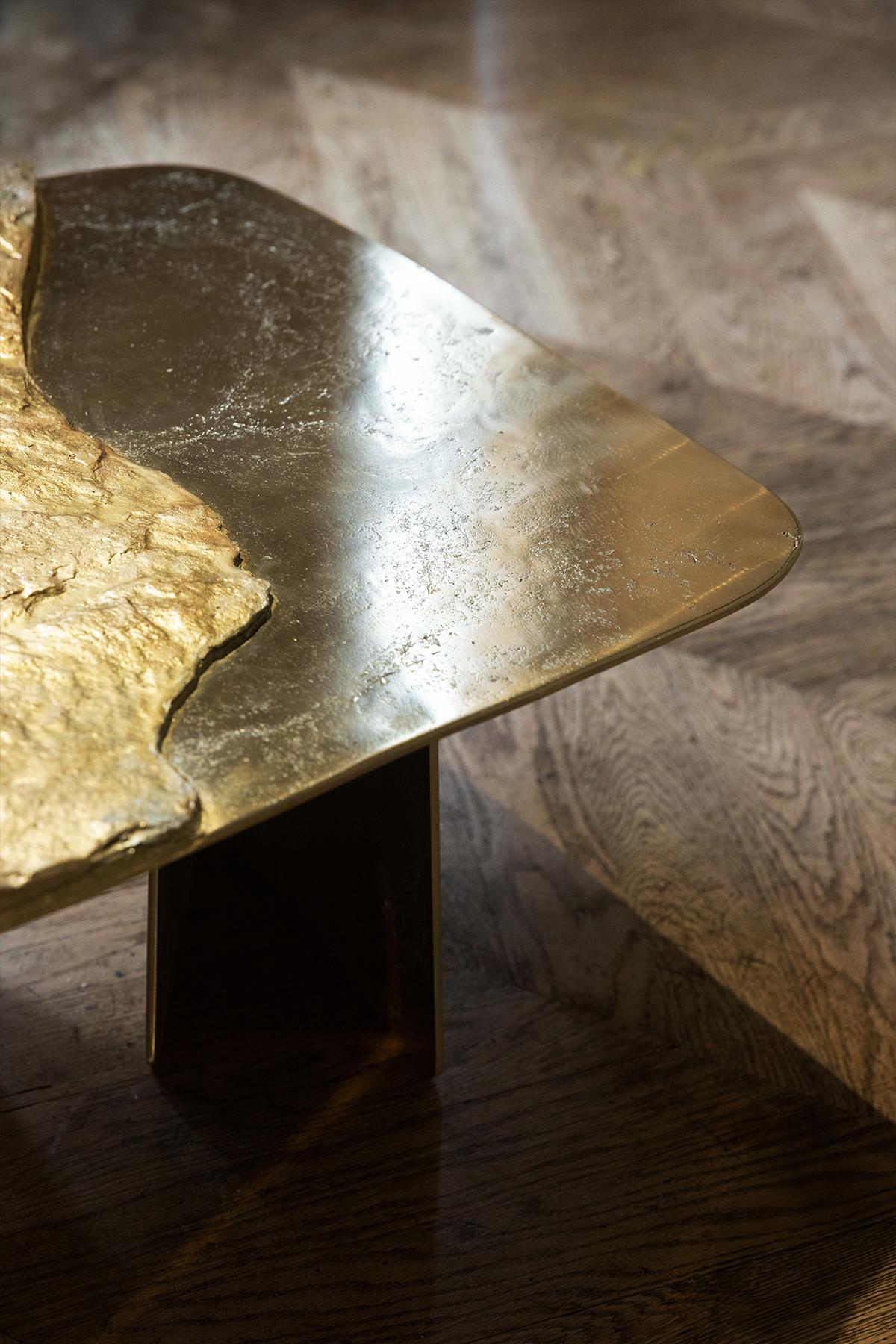 Stoneage Coffee Table Neuf - En vente à Miami, FL