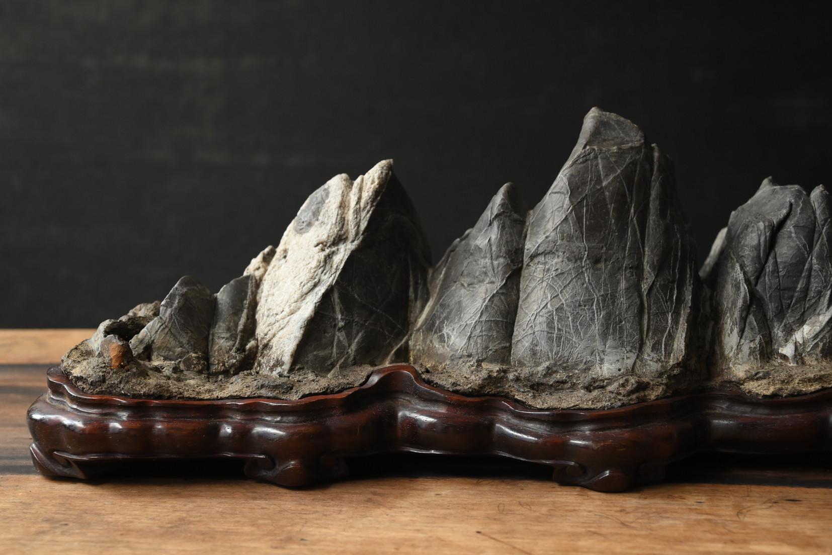 Pierres des érudits japonais 