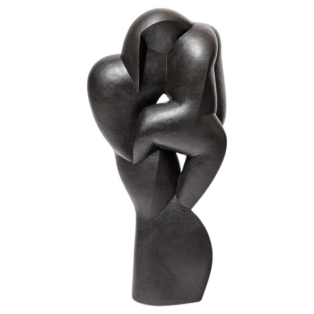 Skulptur aus Steinzeug und Oxyden mit dem Titel "Fleurs de nuit" von Pierre Martinon.