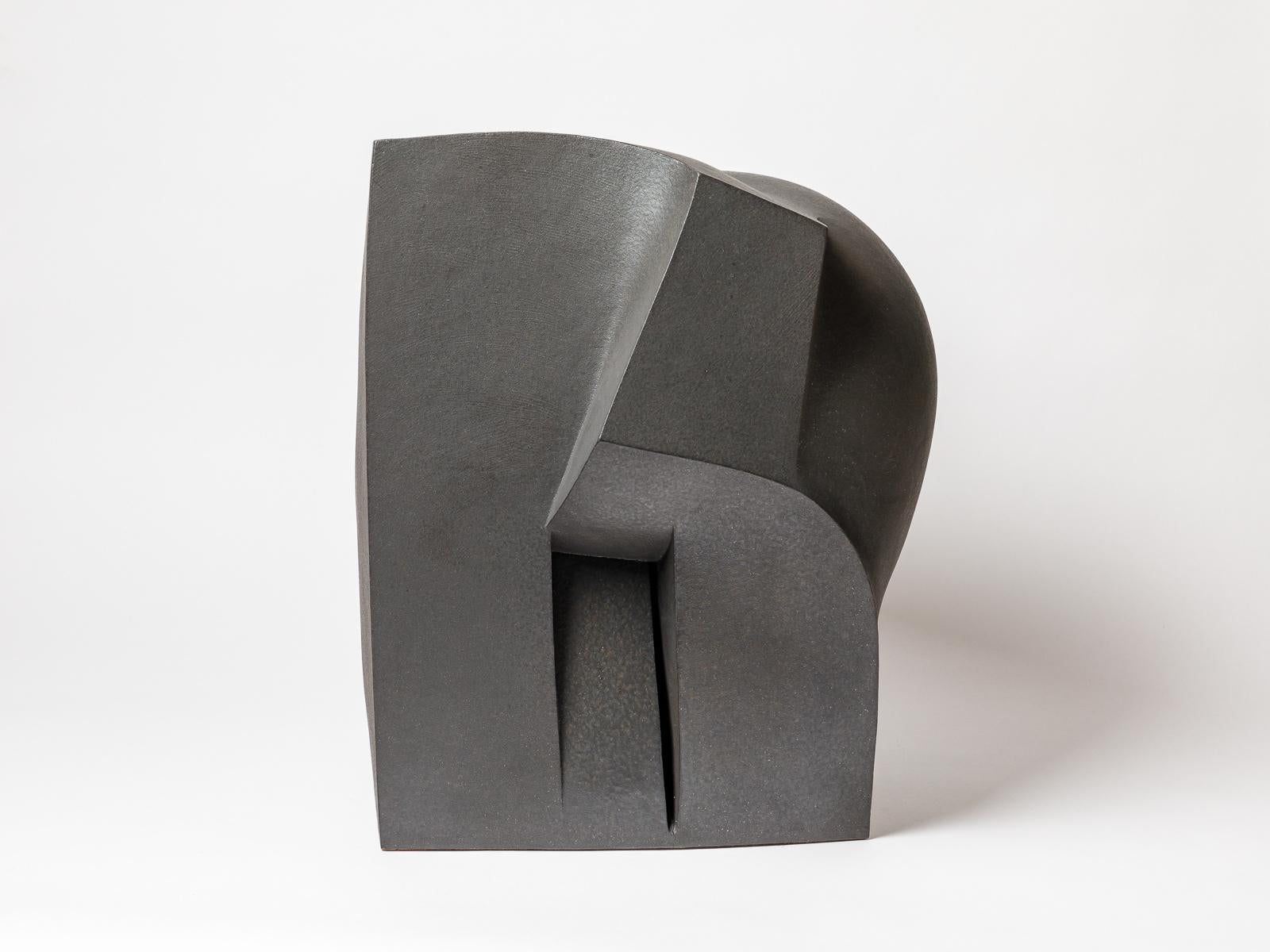XXI secolo e contemporaneo Scultura in gres e ossidi intitolata 