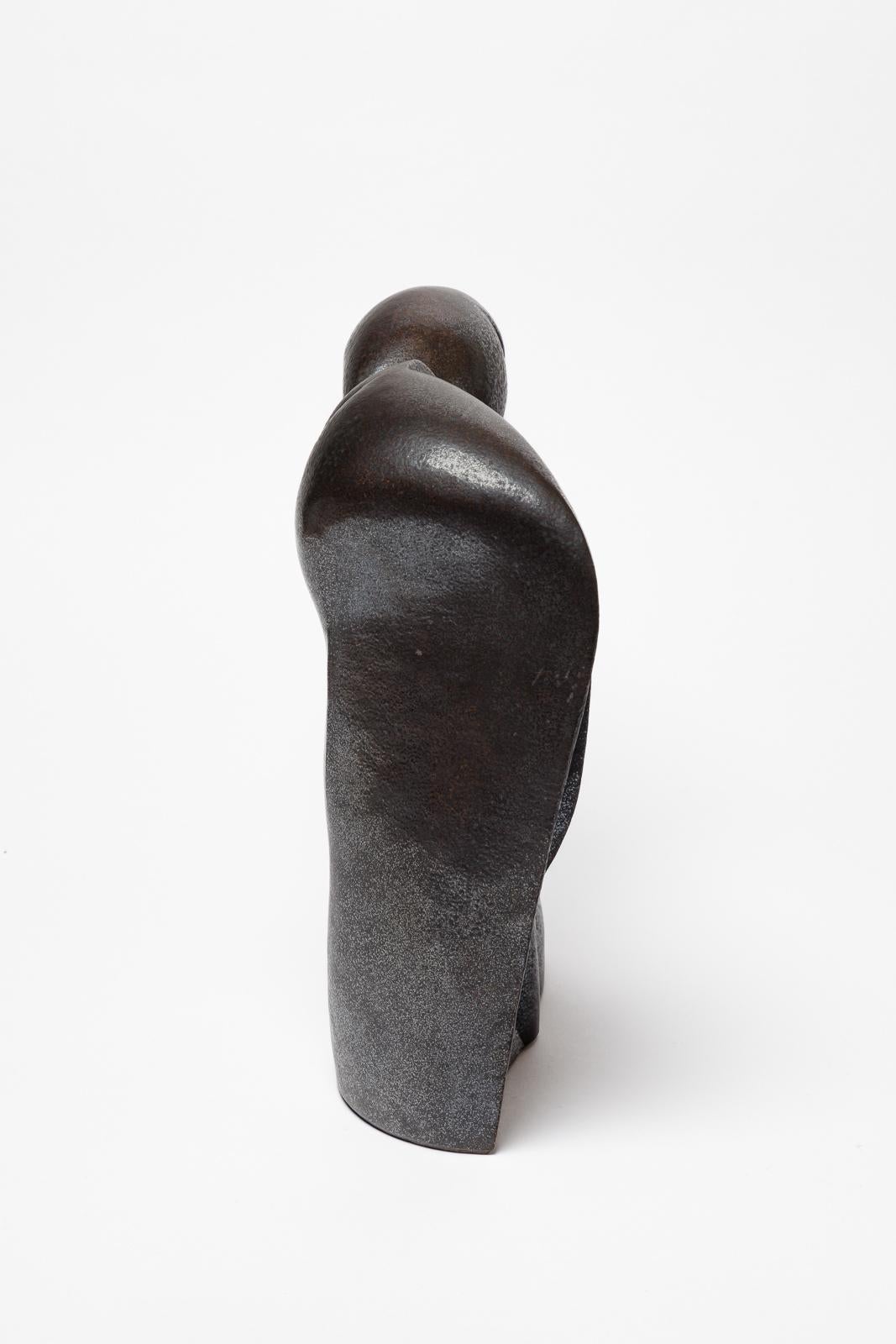 Francese Scultura in gres e ossidi intitolata 