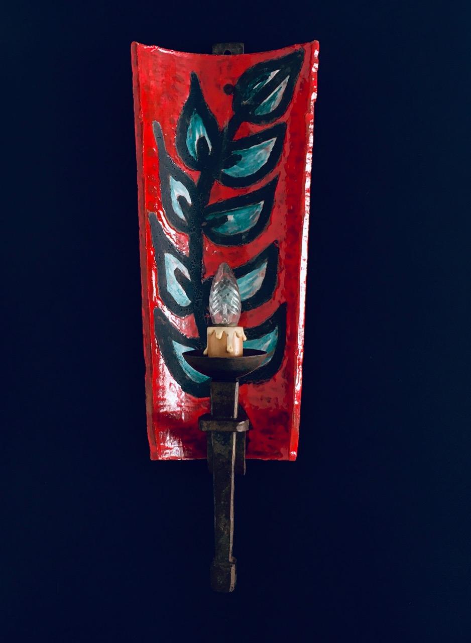 Français Applique en grès, fabriquée par un artiste, France, années 1960 en vente