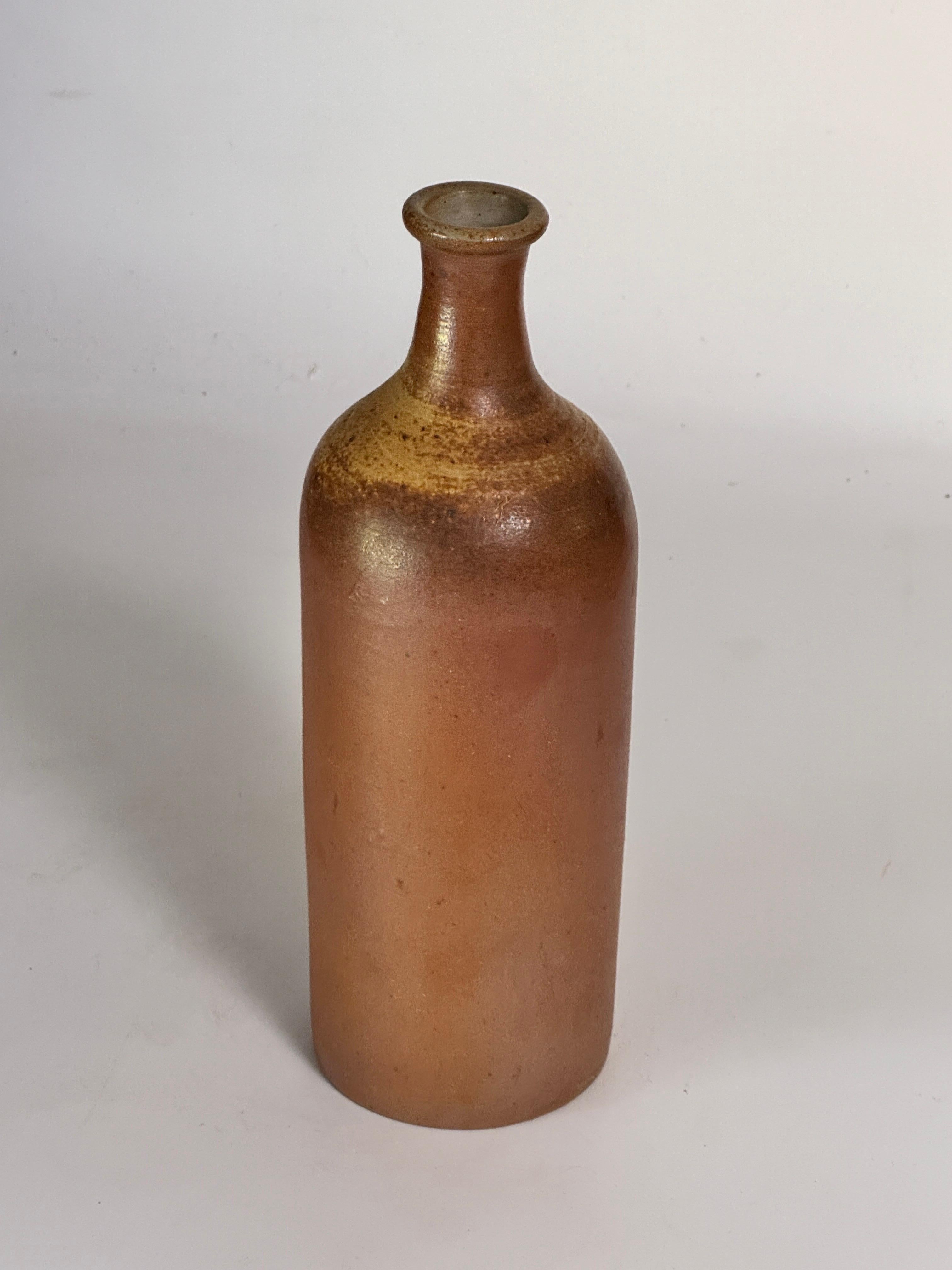 Bottiglia o vaso in gres Colore marrone Francia XX secolo In condizioni buone in vendita a Auribeau sur Siagne, FR