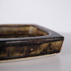 Ciotola / posacenere in gres, modello 21872 di Jørgen Mogensen - Royal Copenhagen