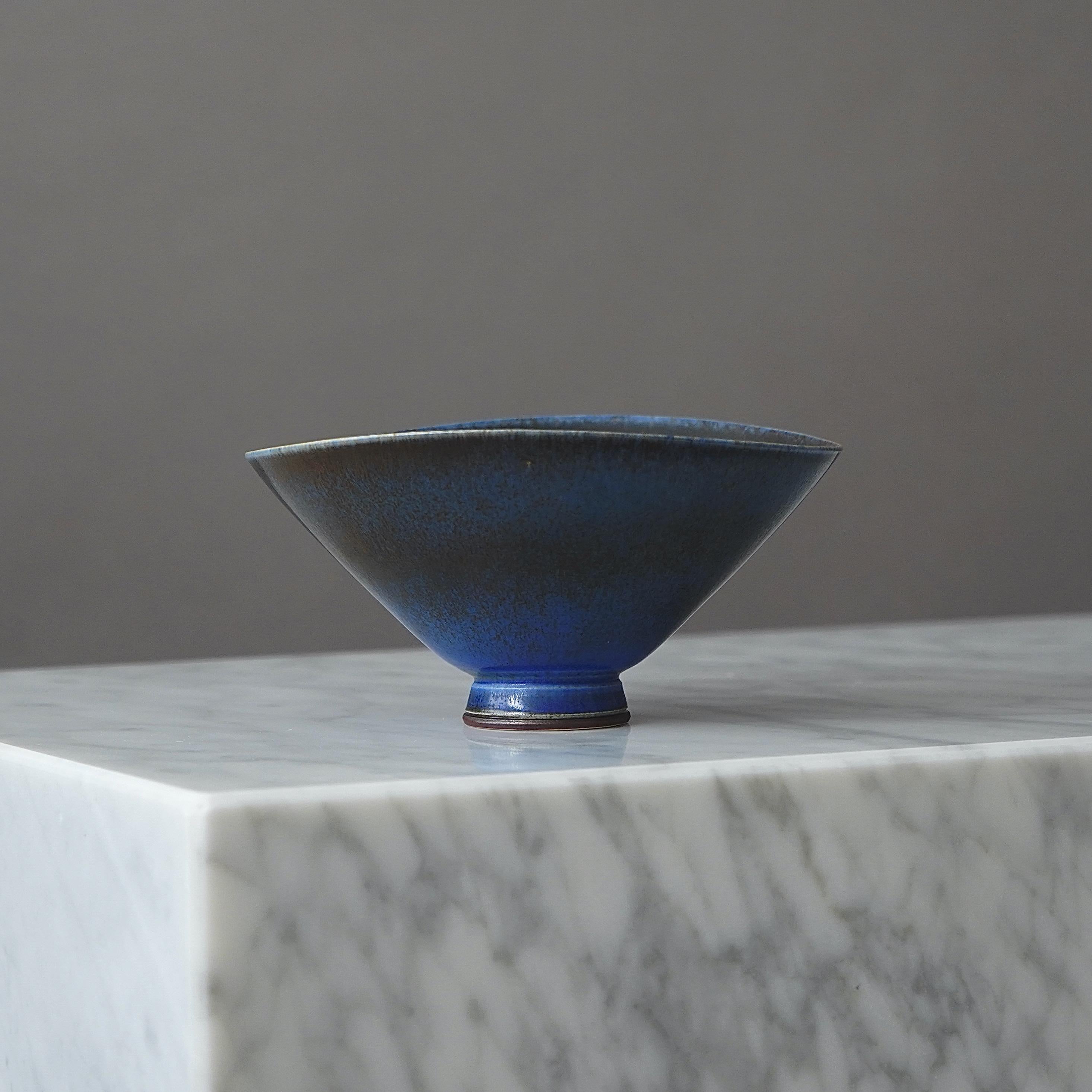 Ciotola in gres di Berndt Friberg per Gustavsberg Studio, Svezia, 1953 in vendita 1
