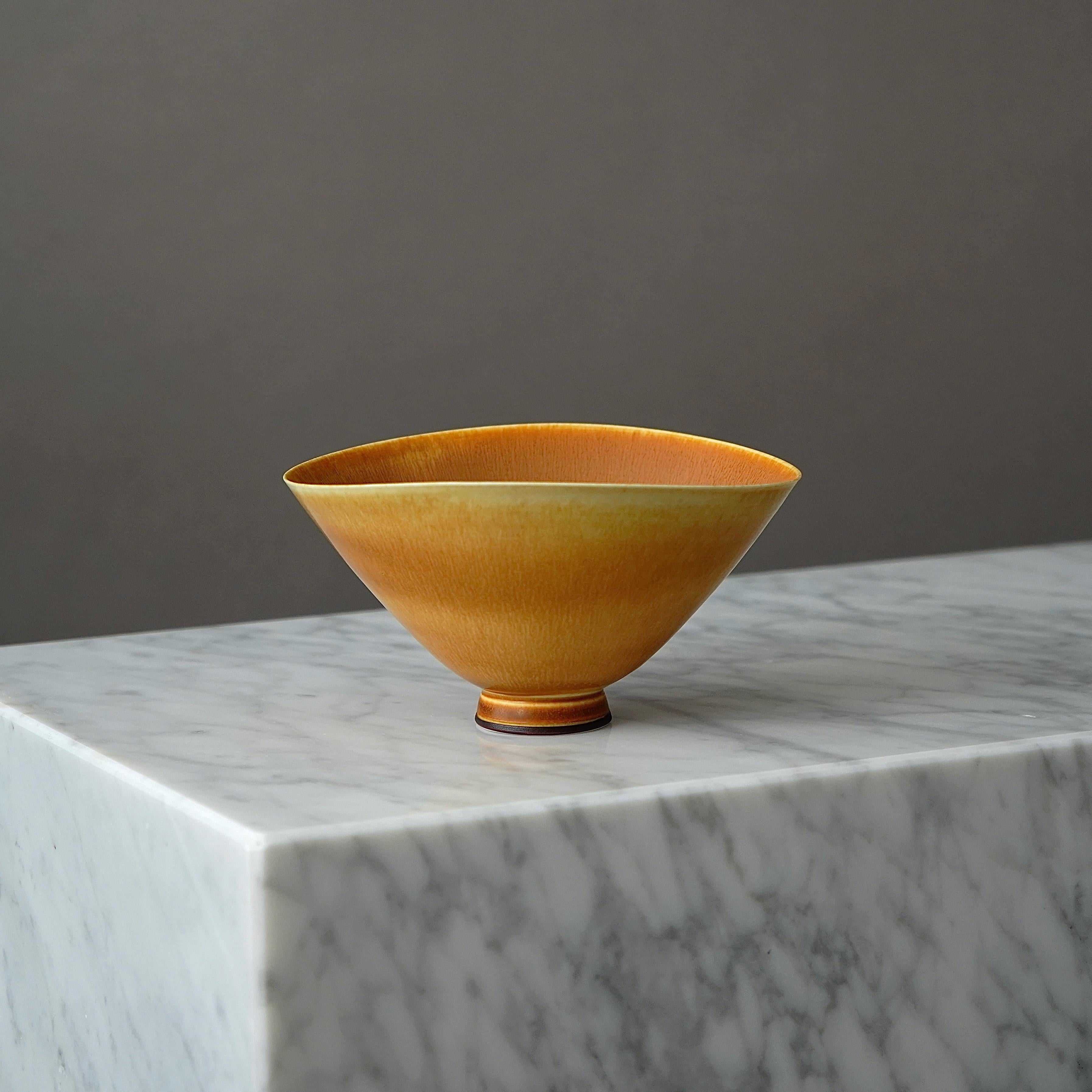 Ciotola in gres di Berndt Friberg per Gustavsberg Studio, Svezia, 1956 in vendita 2