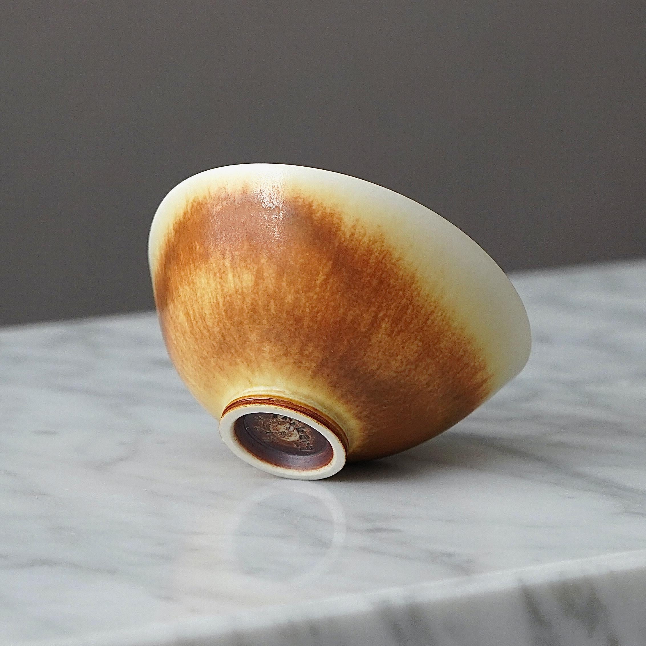 Ciotola in gres di Berndt Friberg per Gustavsberg Studio, Svezia, 1965 in vendita 5