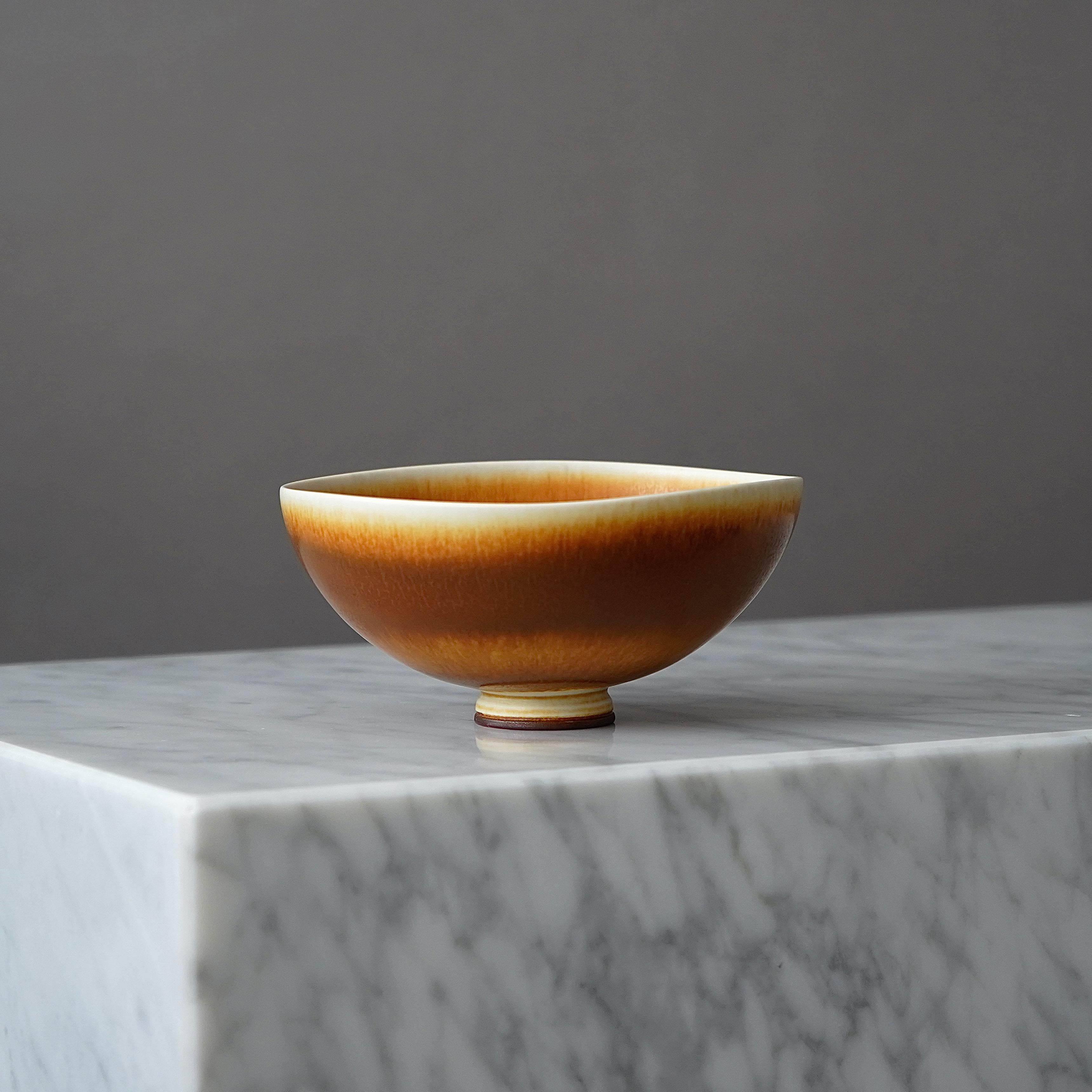 Ciotola in gres di Berndt Friberg per Gustavsberg Studio, Svezia, 1969 in vendita 1
