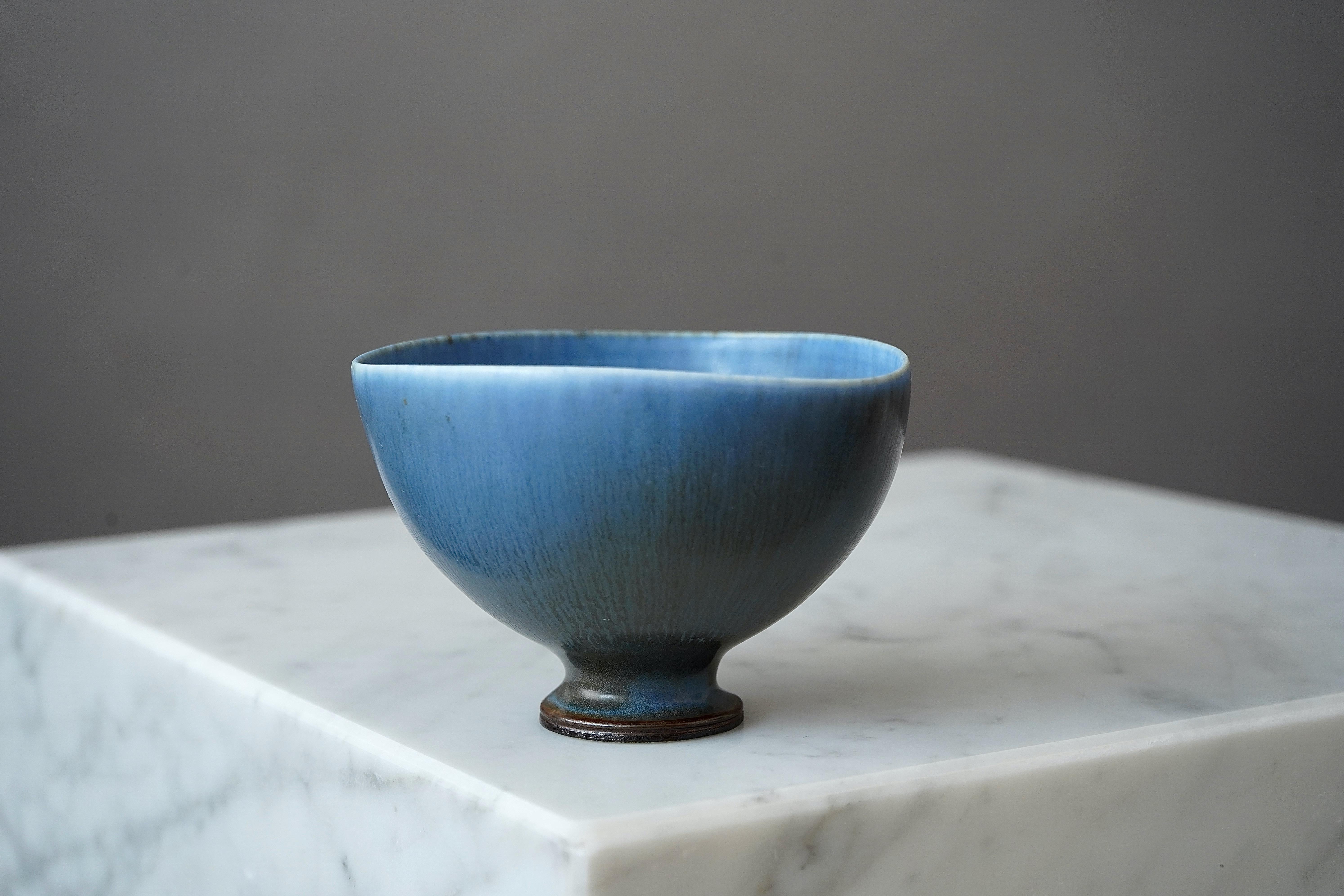 Stoneware Bowl by Berndt Friberg for Gustavsberg, Sweden, 1971 In Good Condition For Sale In Malmö, SE