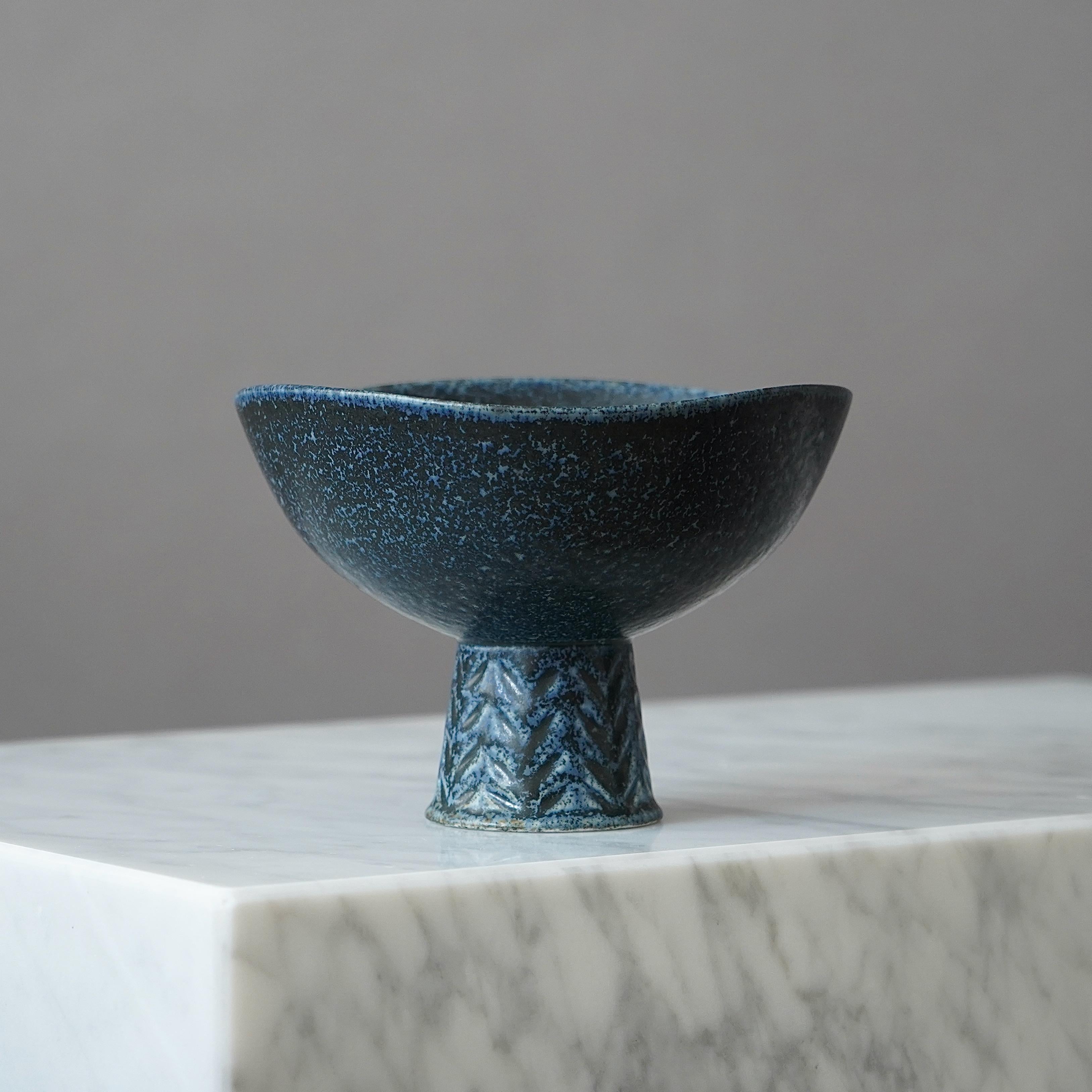Mid-Century Modern Stoneware Bowl by Carl-Harry Stalhane, Rorstrand, Sweden, 1950s