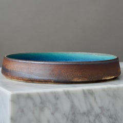 Cuenco de gres de Raija Tuumi para Arabia, Finlandia, años 60. Azul y Marrón.