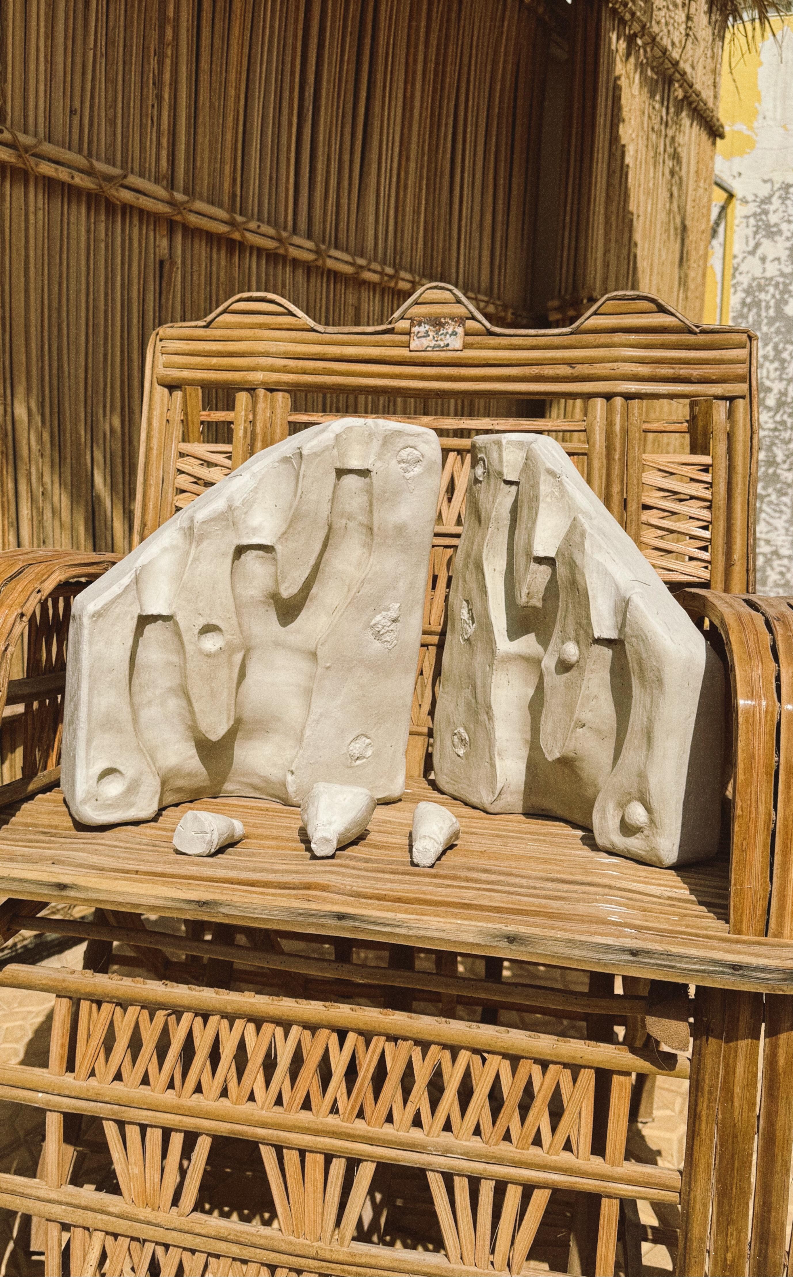 Organique Bougeoir en grès émaillé vert bronze - CORAL en vente