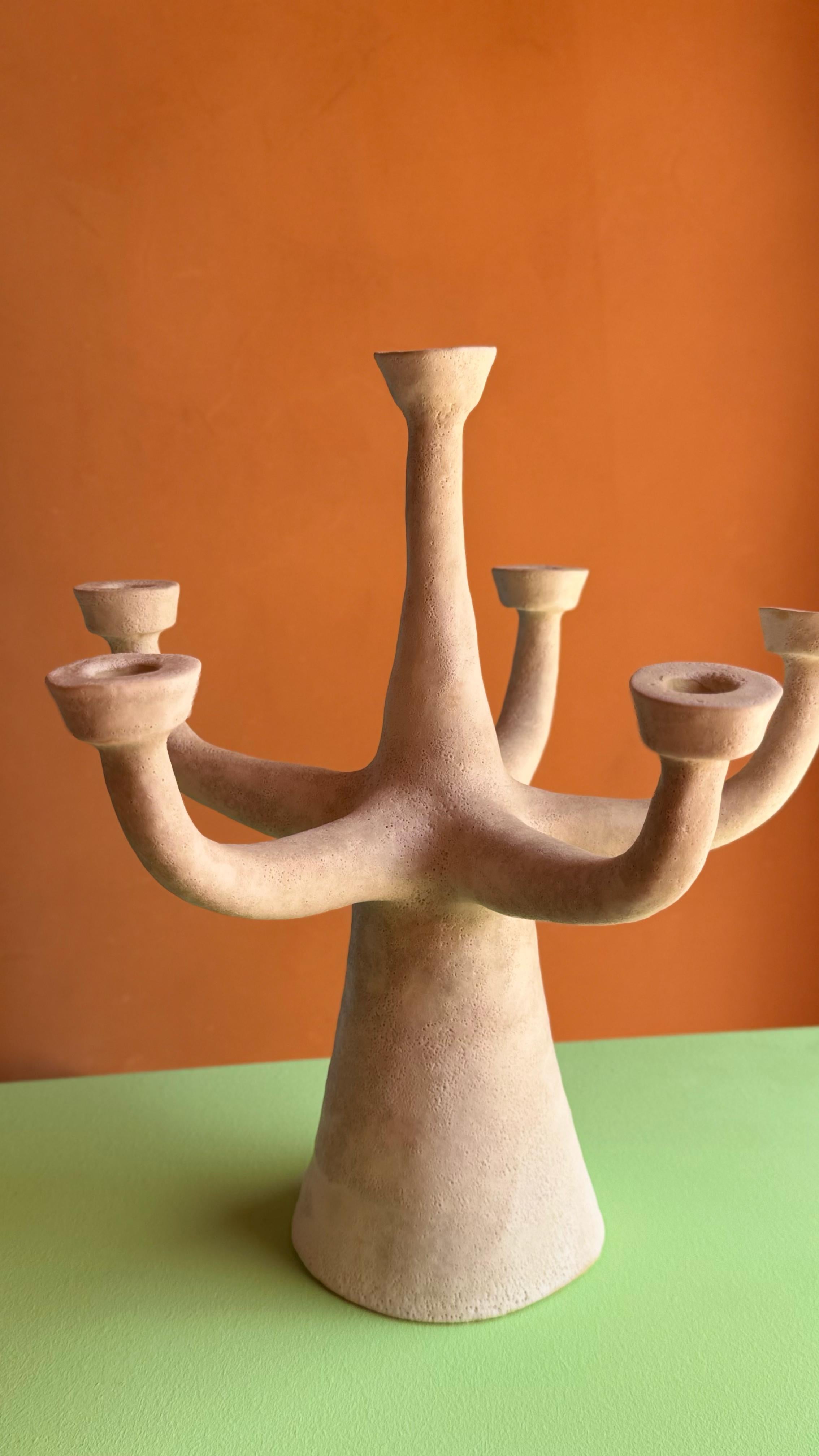 Arabo saudita Portacandele in ceramica Stoneware con smalto lavico bianco - Bubota in vendita