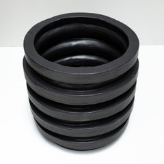 Sculpture de vaisseau tunnel en céramique grès de Bradley Duncan Studio