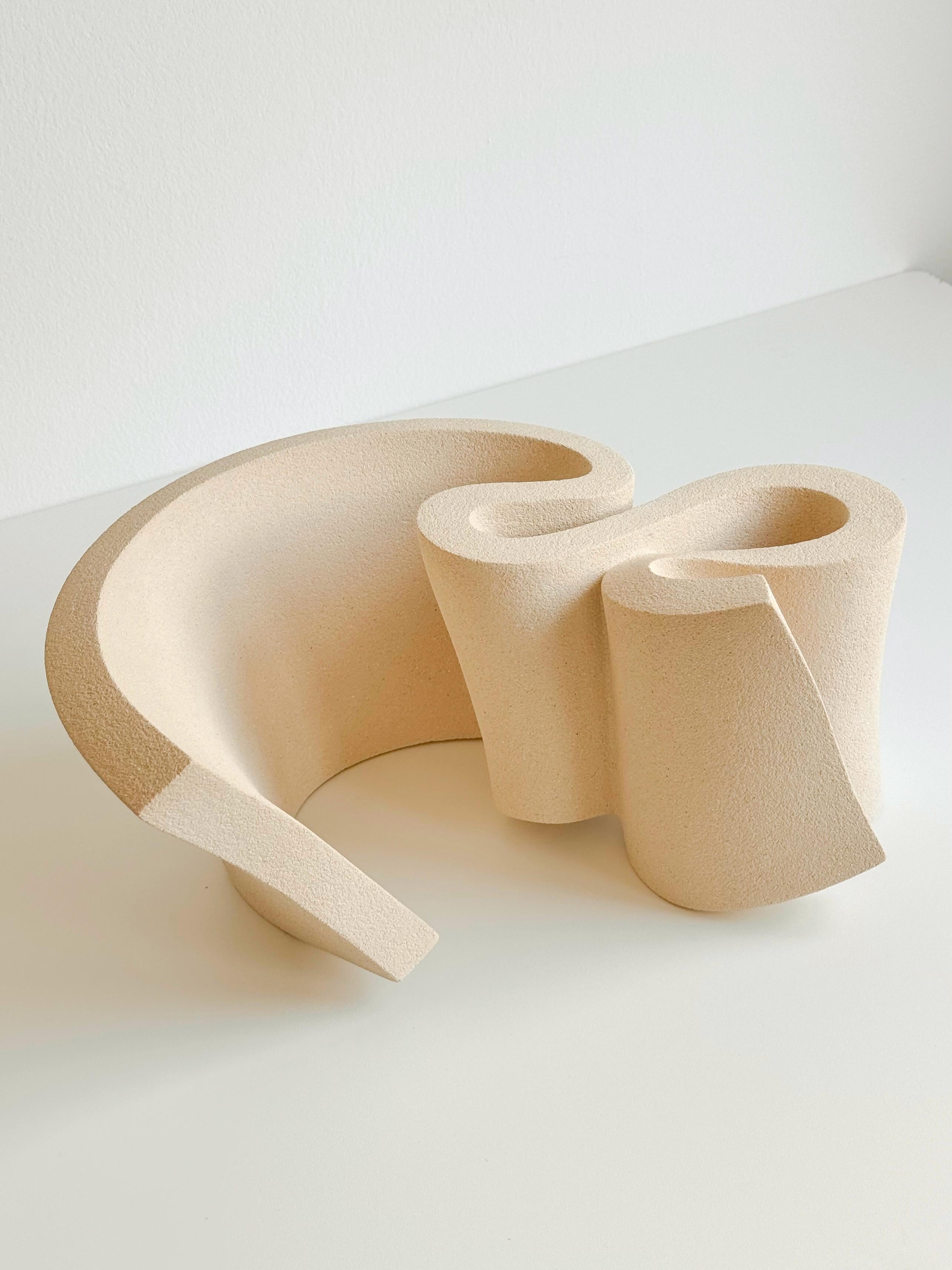 Stoneware Clay, Ribbon Vase I by Aleksandra Krasnopolska
Dimensions:  W 36 x D 27 x H 15 cm
Materials: Stoneware clay. Unglazed (notwatertight).
Weight: 5,2 kg.

Collection: The Wind of Change

Aleksandra Krasnopolska is a contemporary artist from