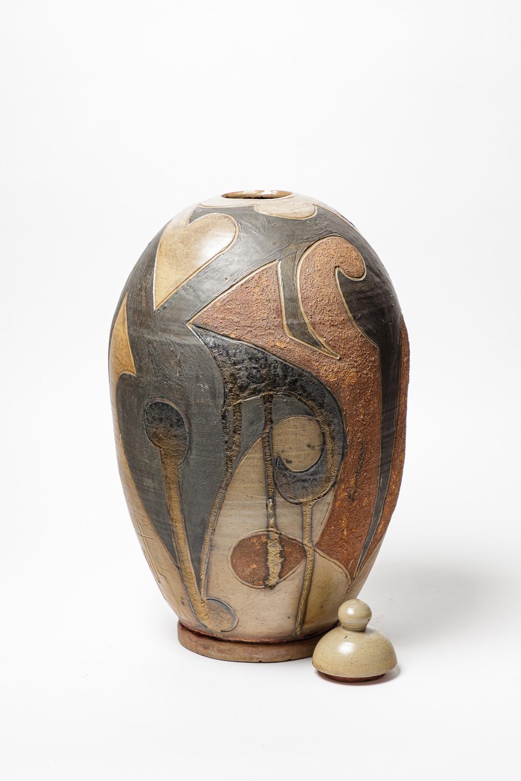 Ceramic Stoneware covered pot by Georges Martin,  circa 1970-1980. For Sale