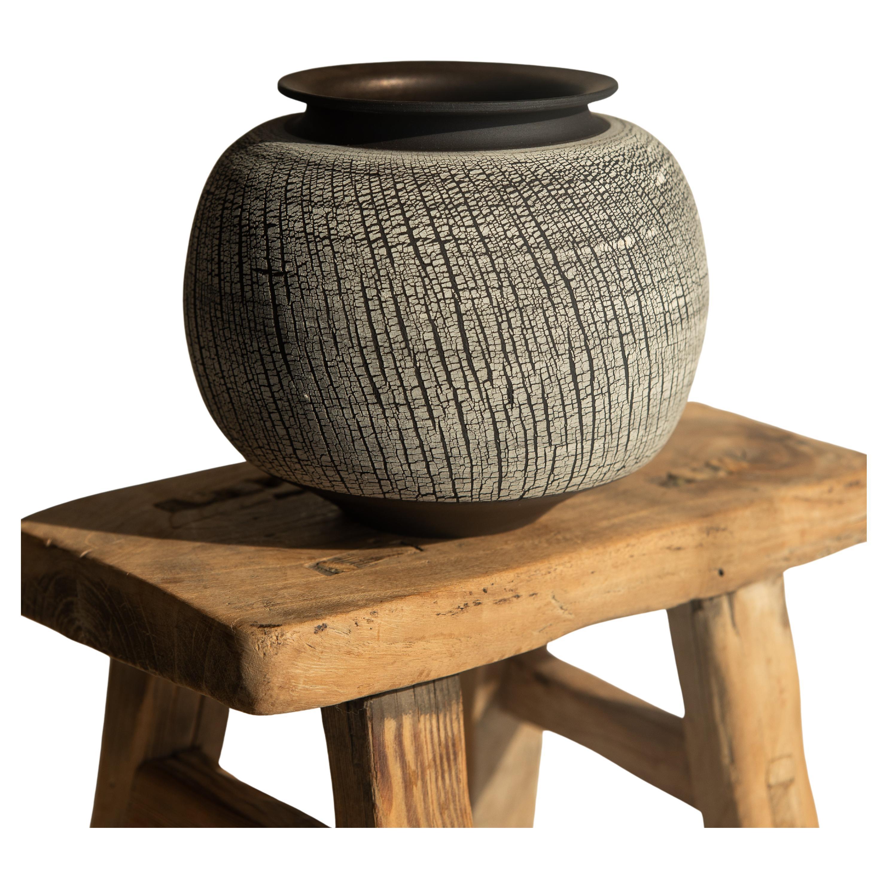 Gres, Vaso afflitto NO.1  da Alexandria Robys in vendita