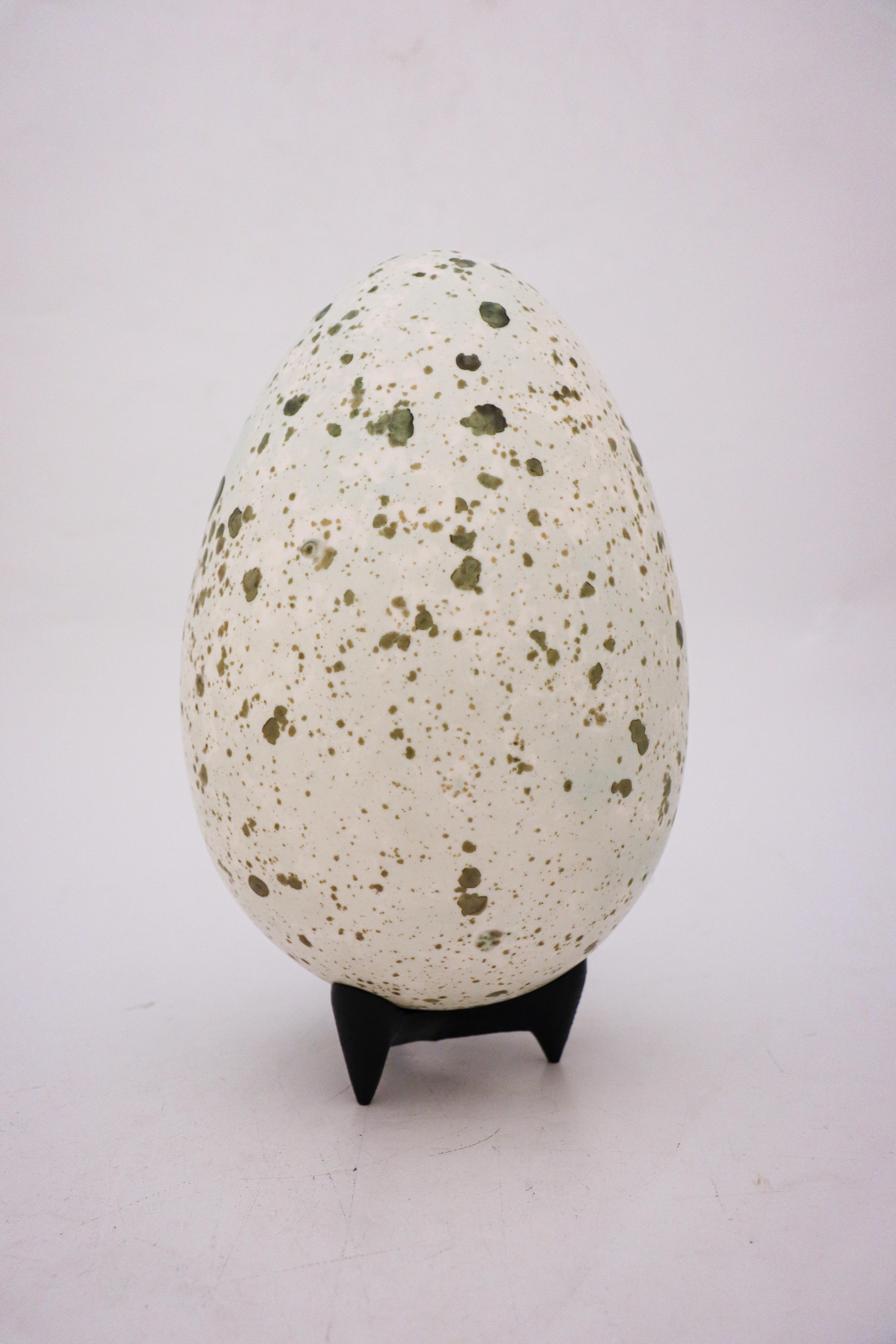 An egg designed by the Swedish ceramicist Hans Hedberg, who lived and worked in Biot, France. This egg is 30 cm (12