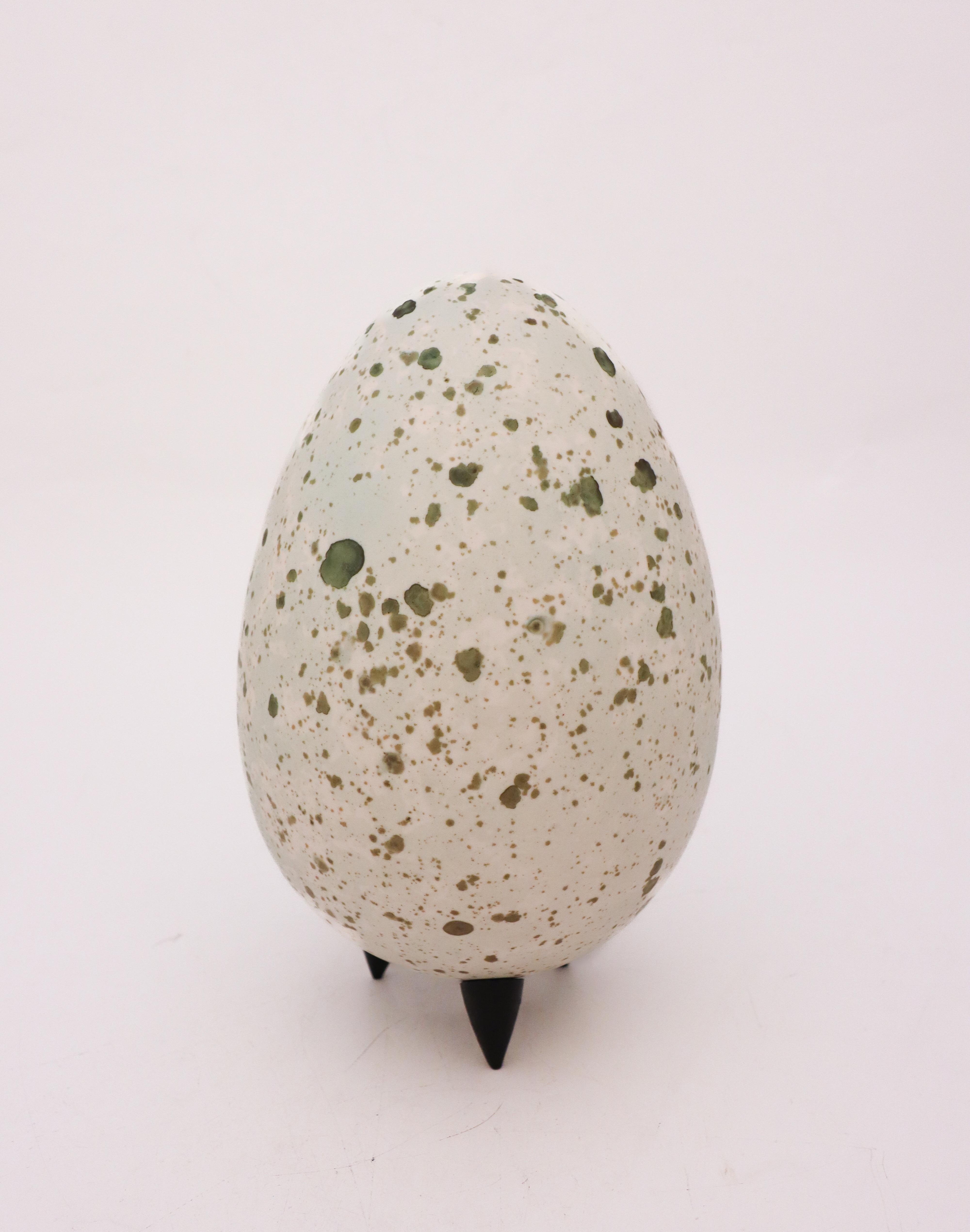 French Stoneware Egg Sculpture White & Turquoise Glaze by Hans Hedberg Mid-Century For Sale