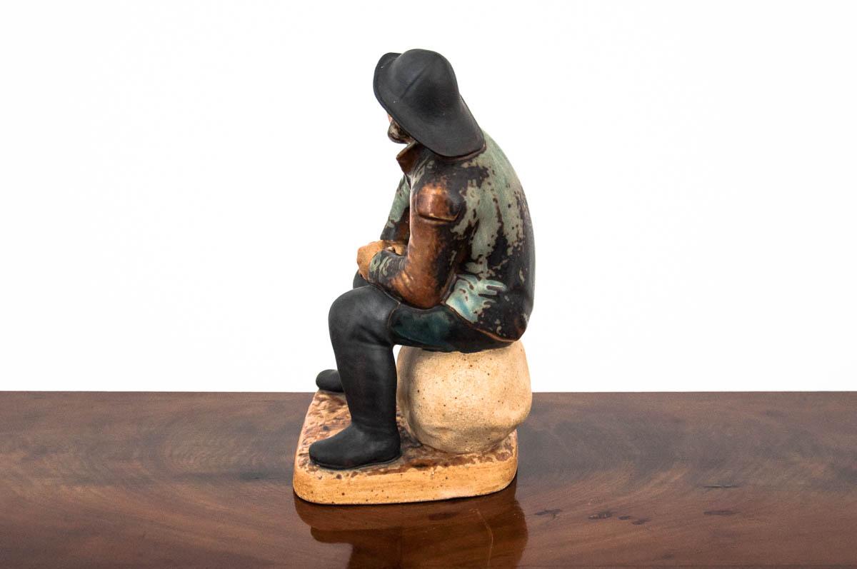 Steingutfigur von Bing & Grondahl, entworfen von Svend Jespersen im Zustand „Hervorragend“ im Angebot in Chorzów, PL