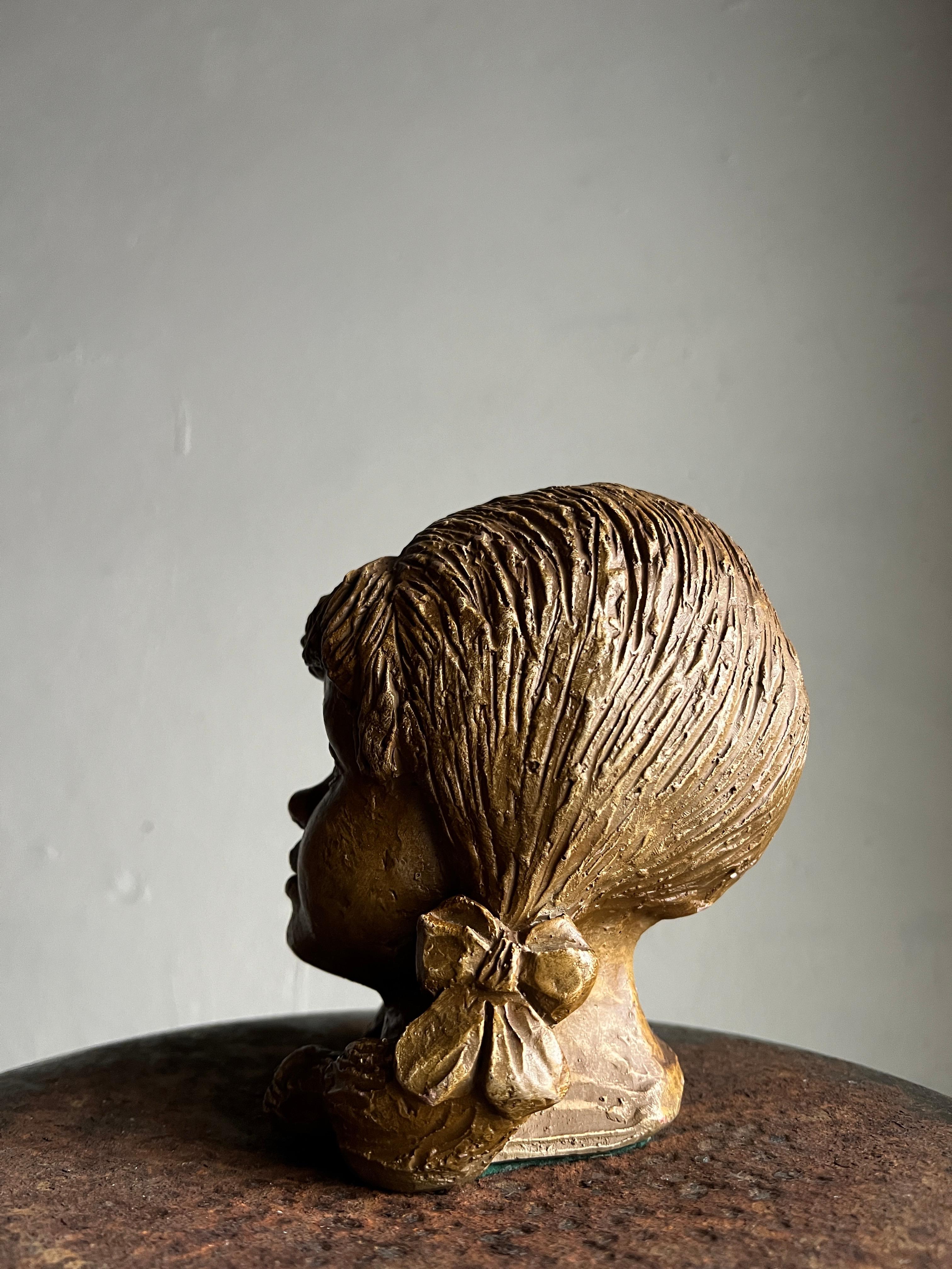 Stoneware Head of a Girl Sculpture Netherlands, 1970s In Good Condition For Sale In Rīga, LV