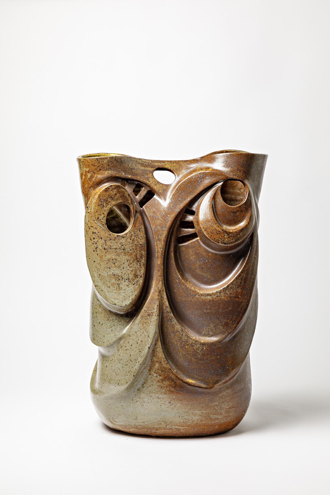 Vase sculptural 