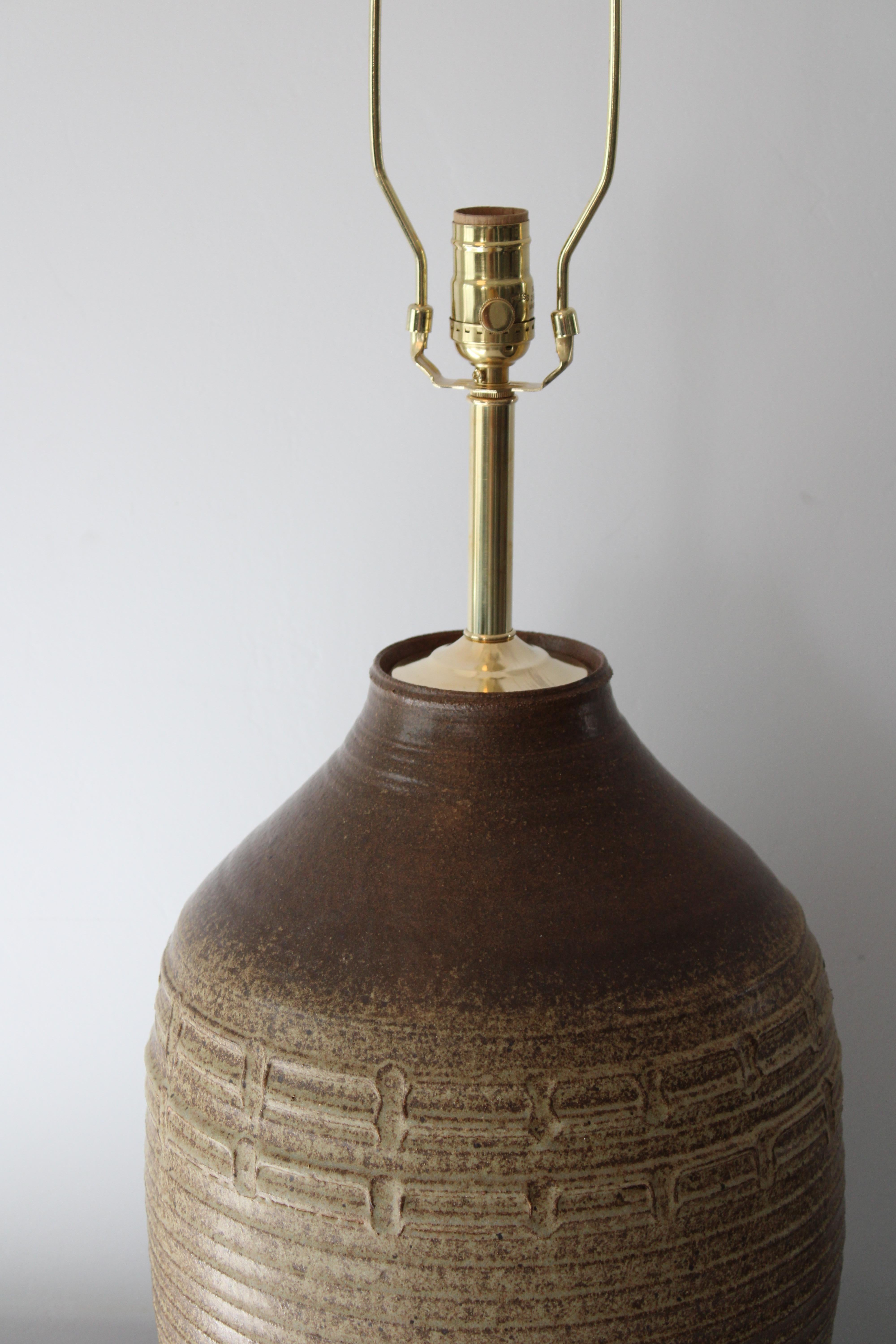 Mid-Century Modern Stoneware Lamp by Bob Kinzie For Sale