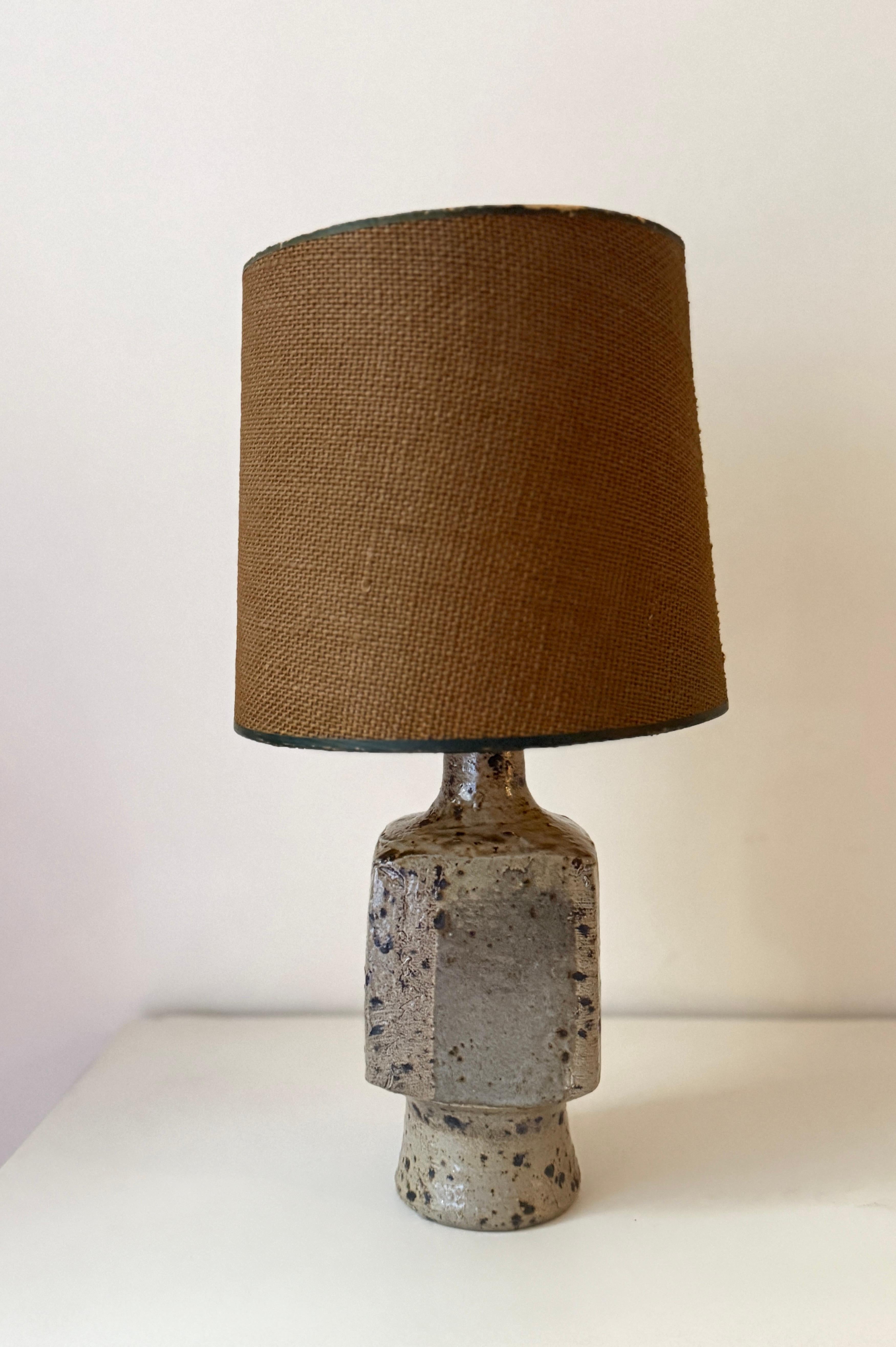 Lámpara de gres de Gustave Tiffoche Moderno de mediados de siglo en venta