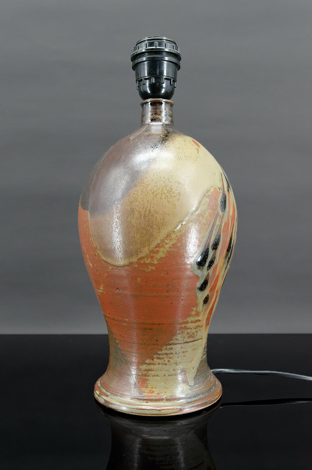 Stoneware lamp signed “Blanot”, circa 1970 In Good Condition For Sale In VÉZELAY, FR