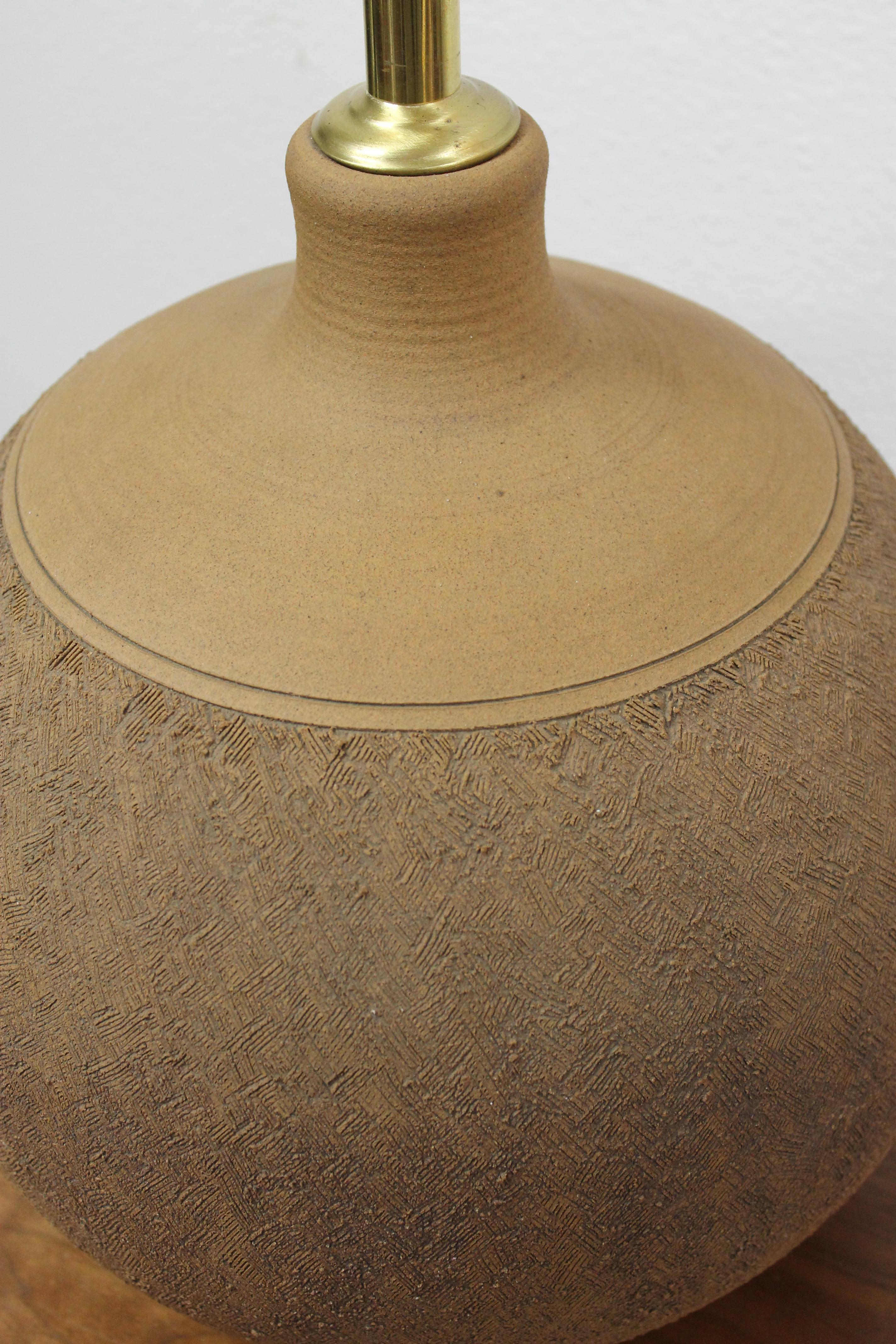 Stoneware Lamp Signed Brown In Good Condition In Palm Springs, CA