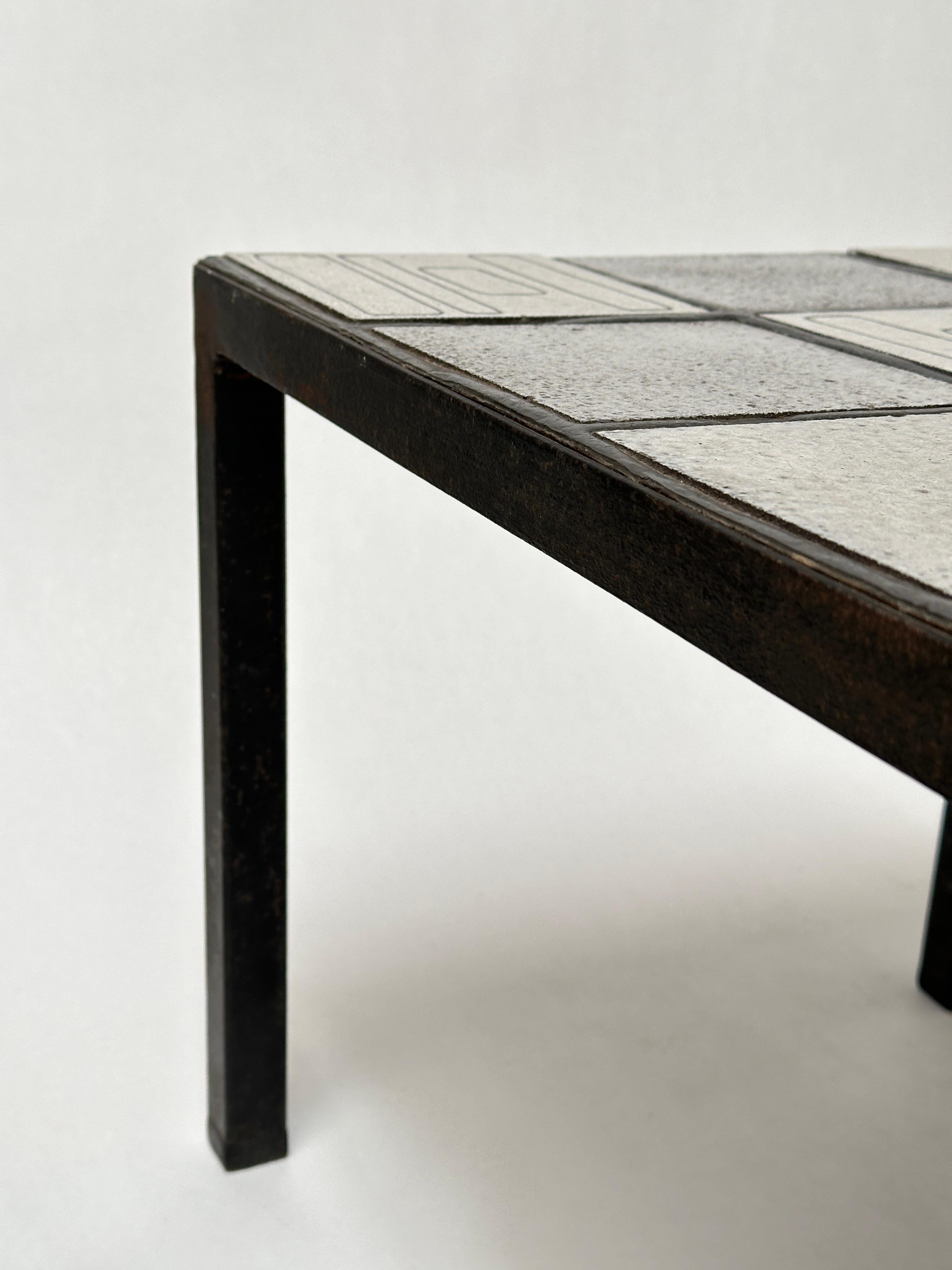 Niedriger Steinguttisch, Nicole Raude, Paris, ca. 1960 im Angebot 10
