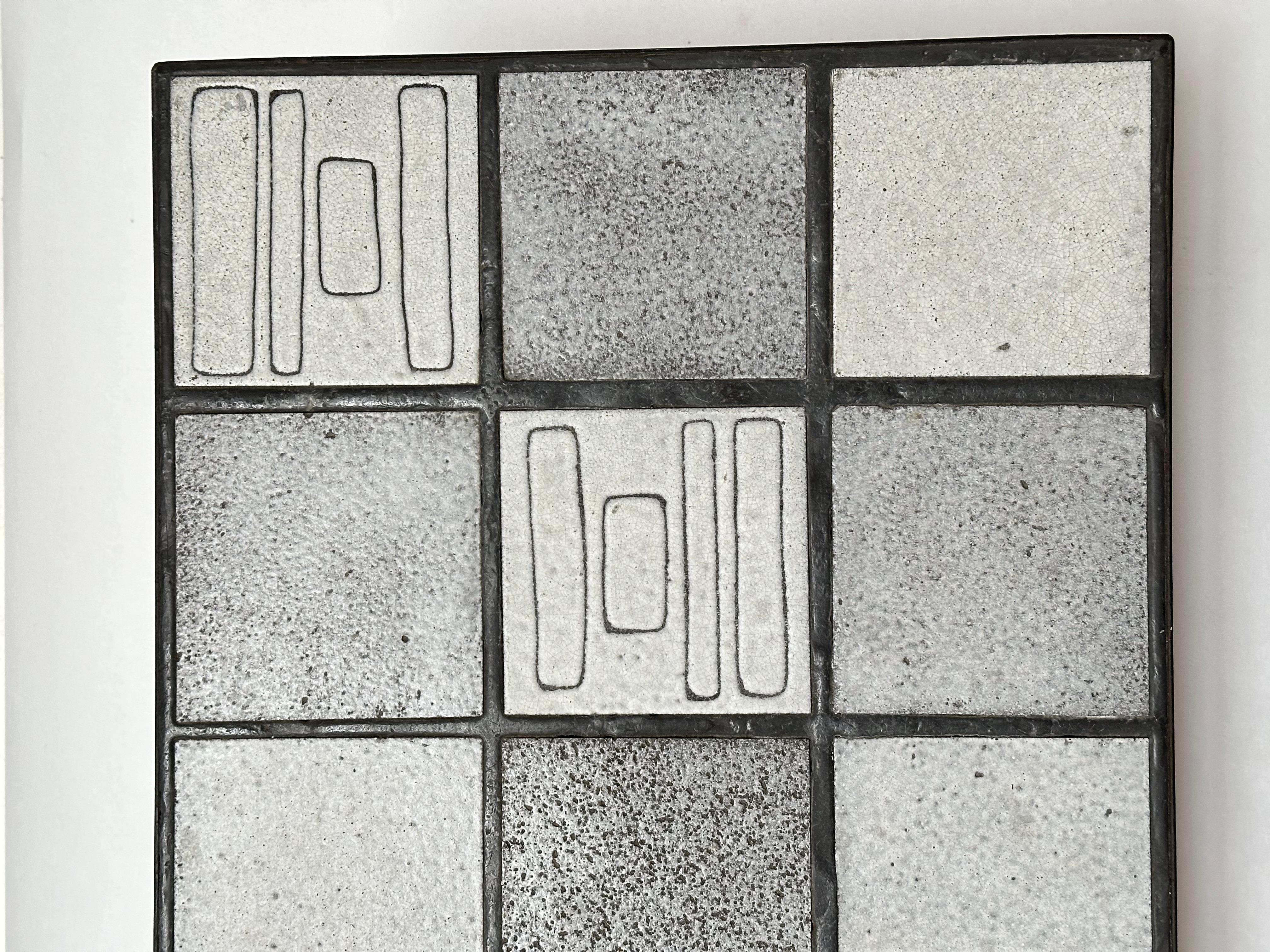 Niedriger Steinguttisch, Nicole Raude, Paris, ca. 1960 (20. Jahrhundert) im Angebot