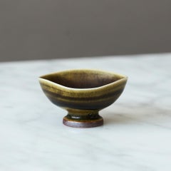 Stoneware Miniature Bowl by Berndt Friberg. Gustavsberg, Sweden, 1960s