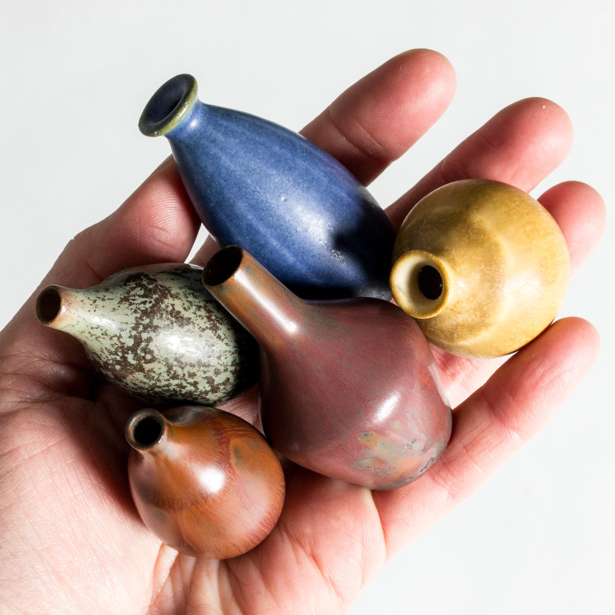 Milieu du XXe siècle Vase miniature en grès de Carl-Harry Stålhane, Rörstrand, Suède, années 1950 en vente