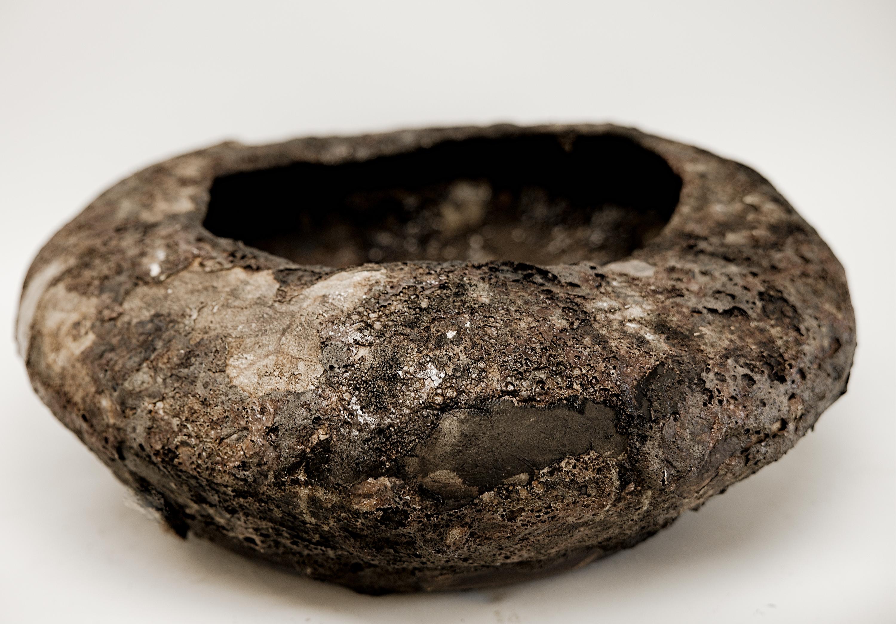 Stoneware  Moody Bowl Lava Granite Textured- 22