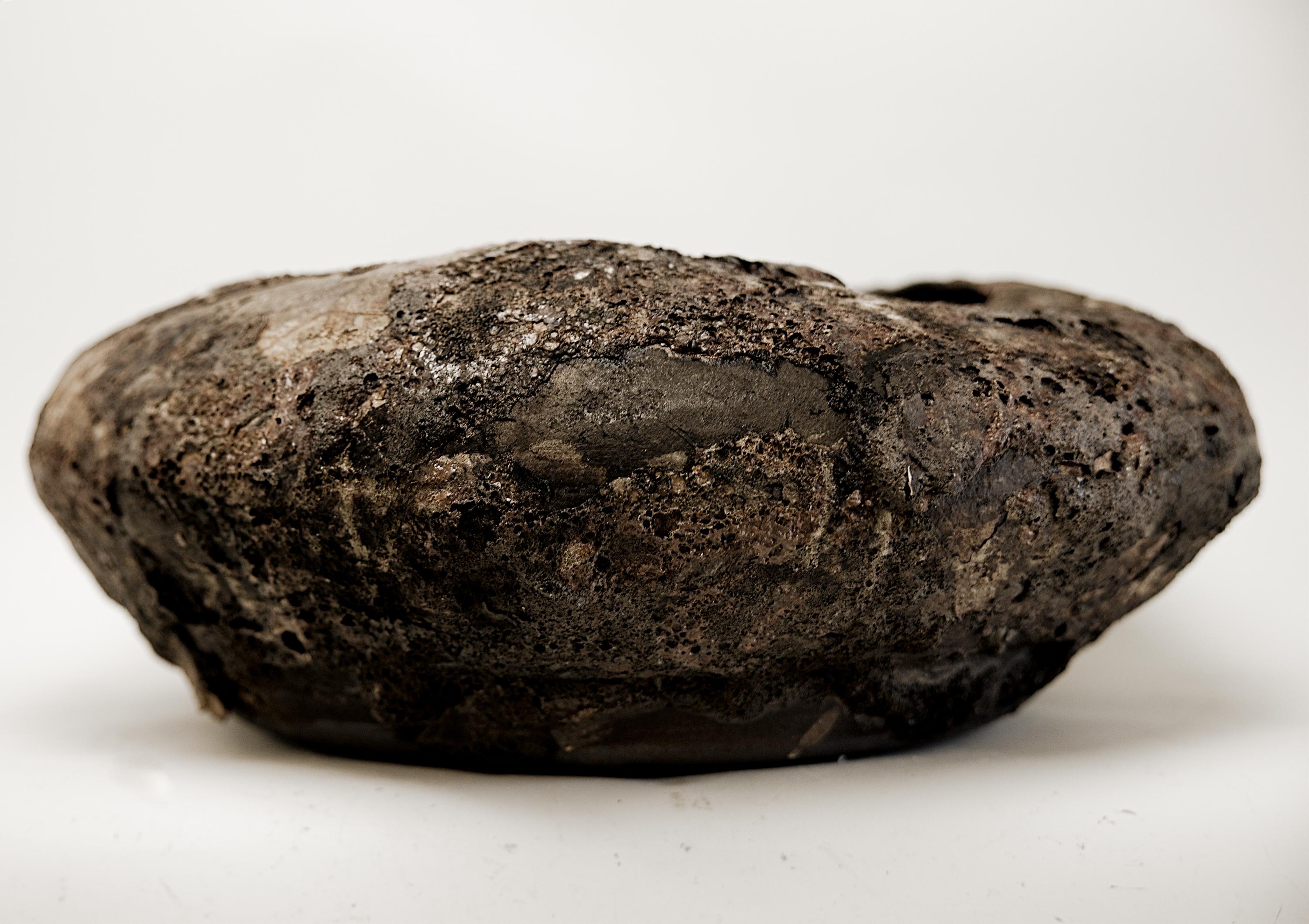 Stoneware  Moody Bowl Lava Granite Textured- 22