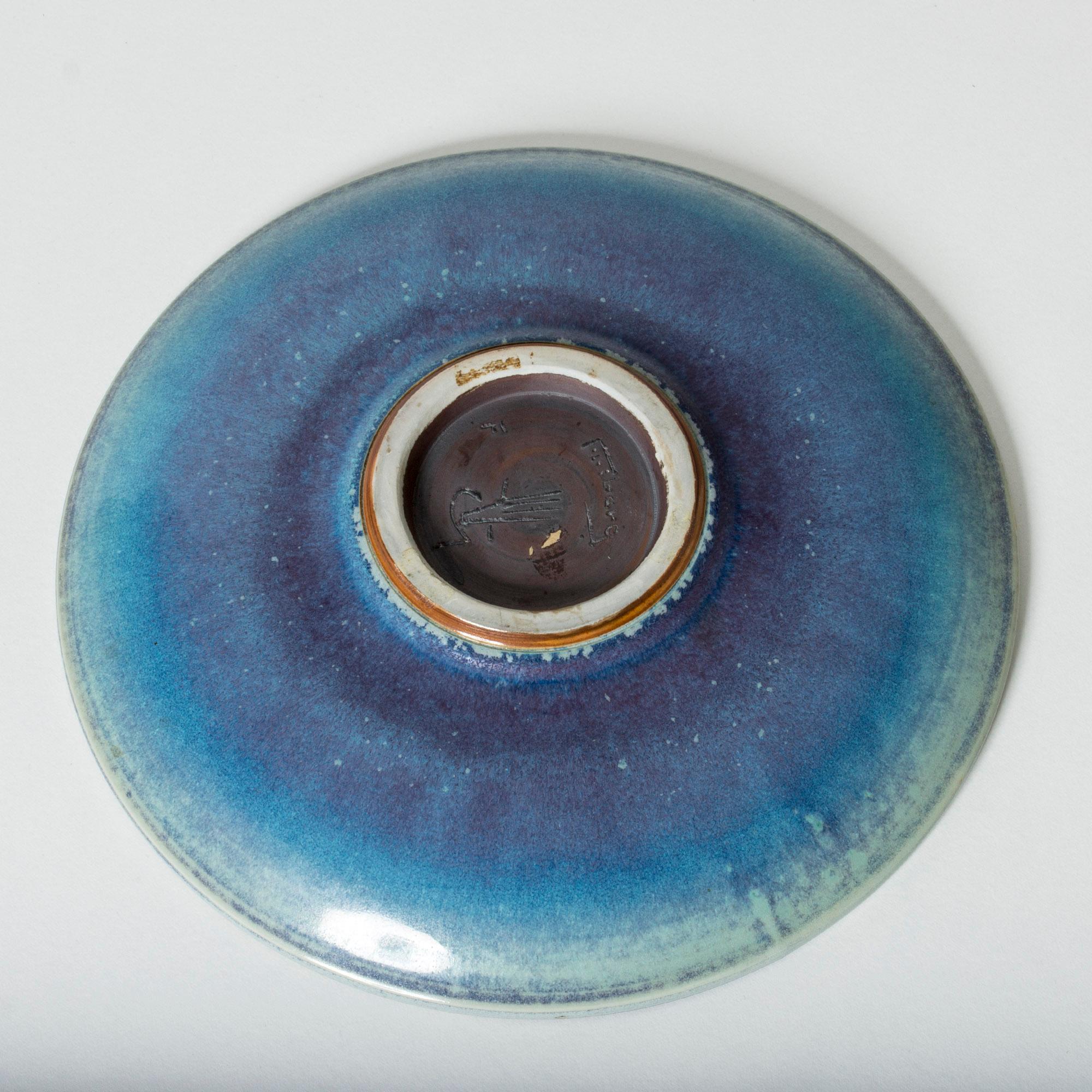 Mid-20th Century Stoneware Platter by Berndt Friberg, Gustavsberg, Sweden, 1960s For Sale
