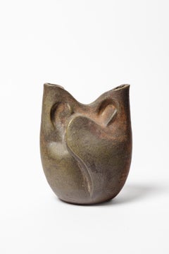 Stoneware sculptural vase by Georges Martin, circa 1970.