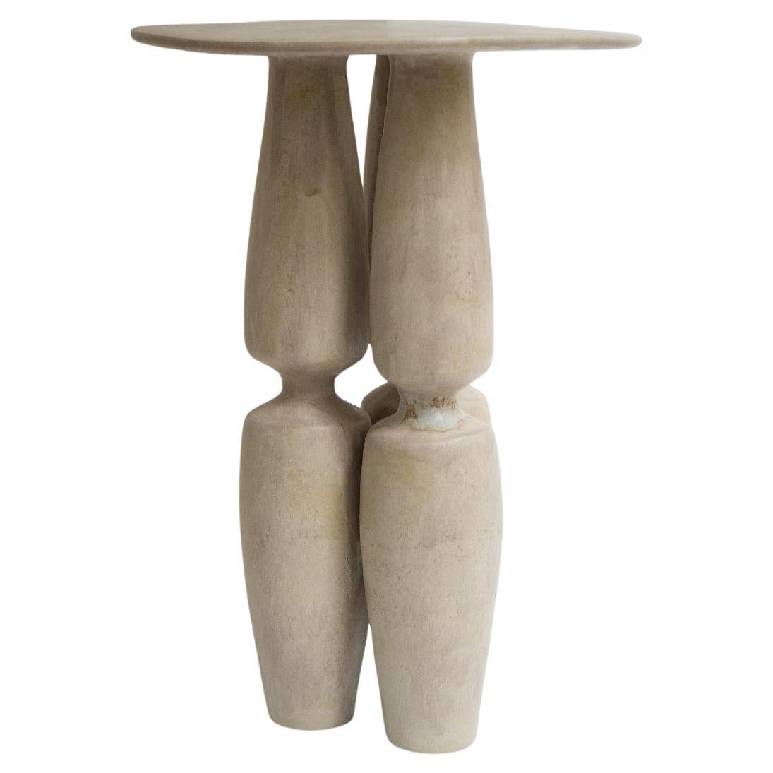 Table d'appoint en grès par Sophie Vaidie