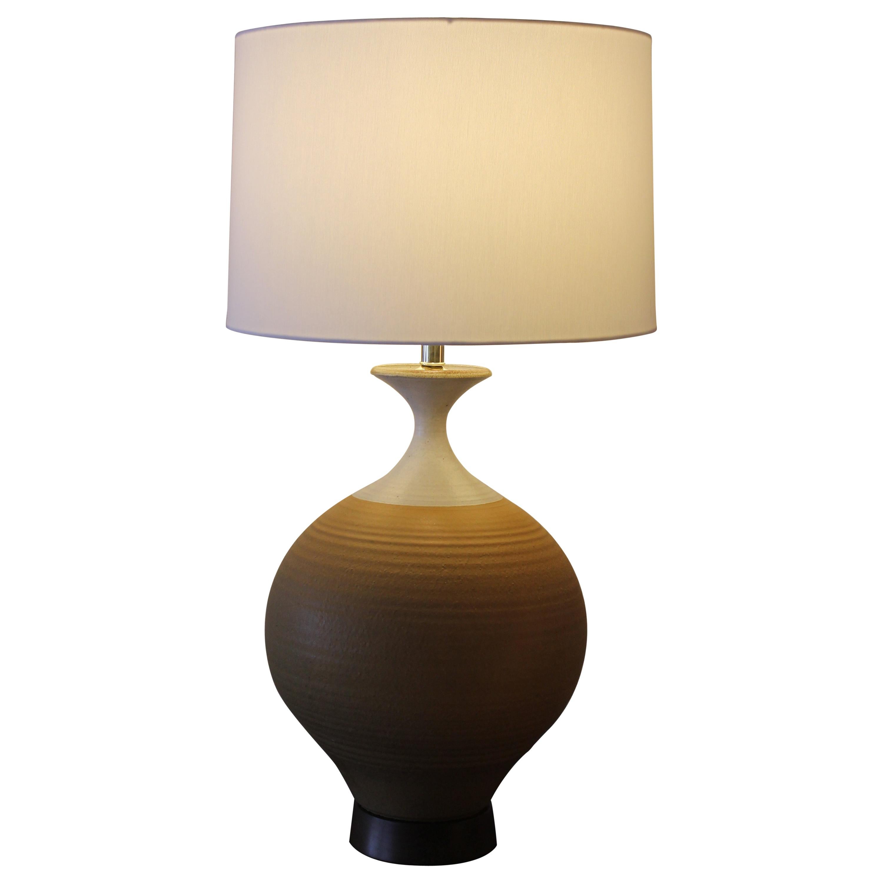 Lampe en grès de Bob Kinzie pour la société artisanale affiliate Craftsmen Lamp Company en vente