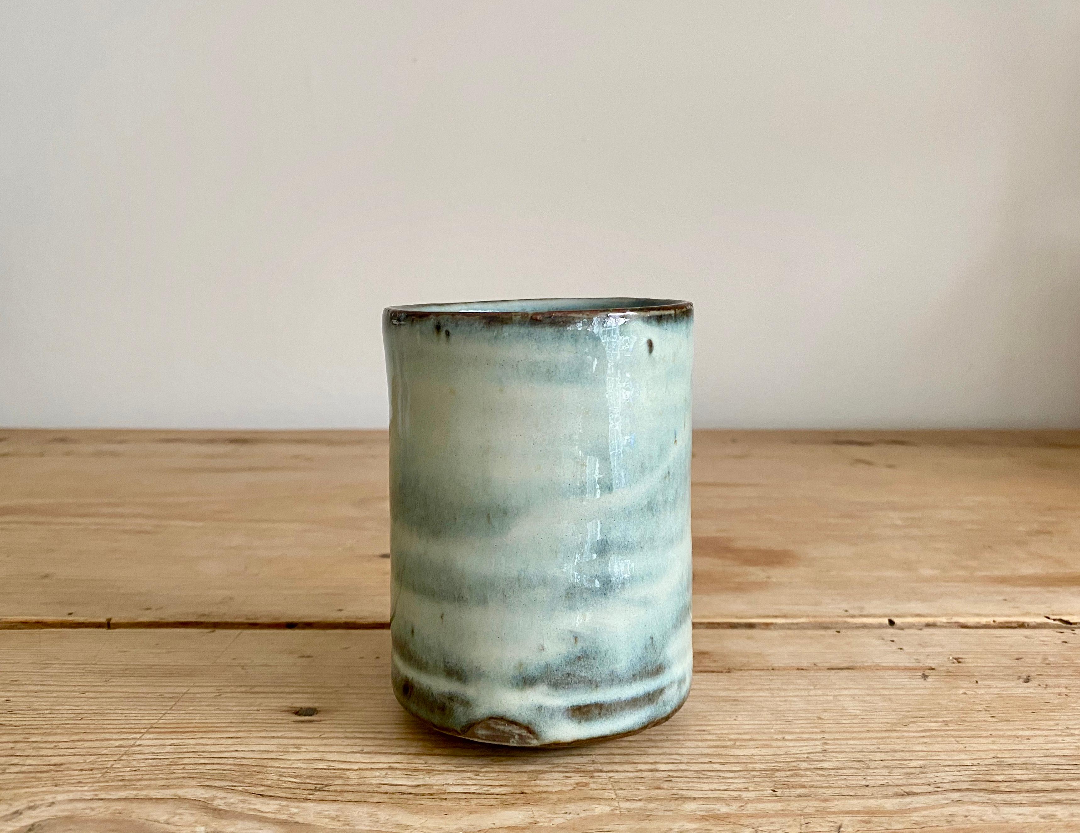 Stoneware teacup with nuka glaze 

Handmade by Mats Svensson

Sweden, 2020.