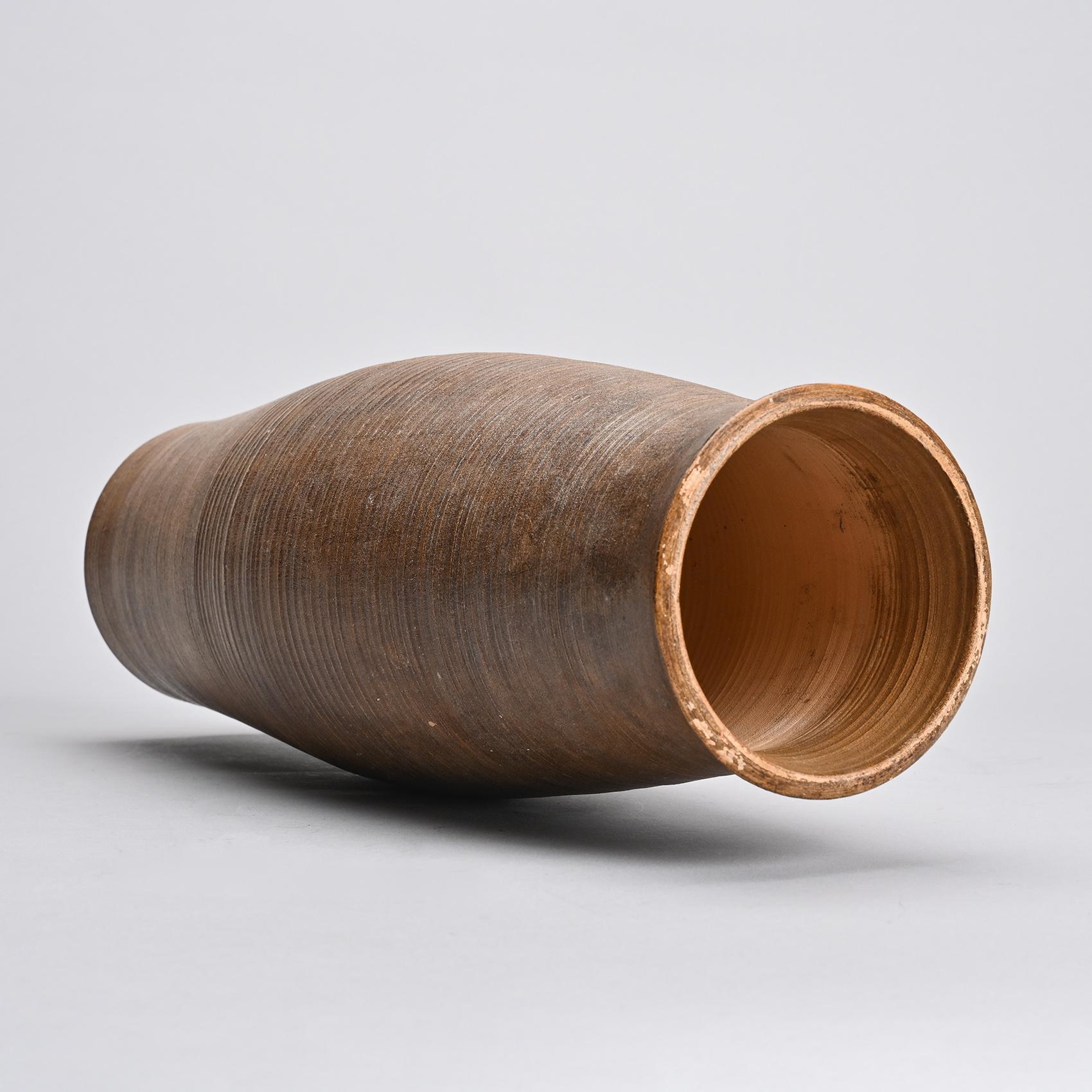 Français Vase en grès d'Annie Fourmanoir, 1970 en vente