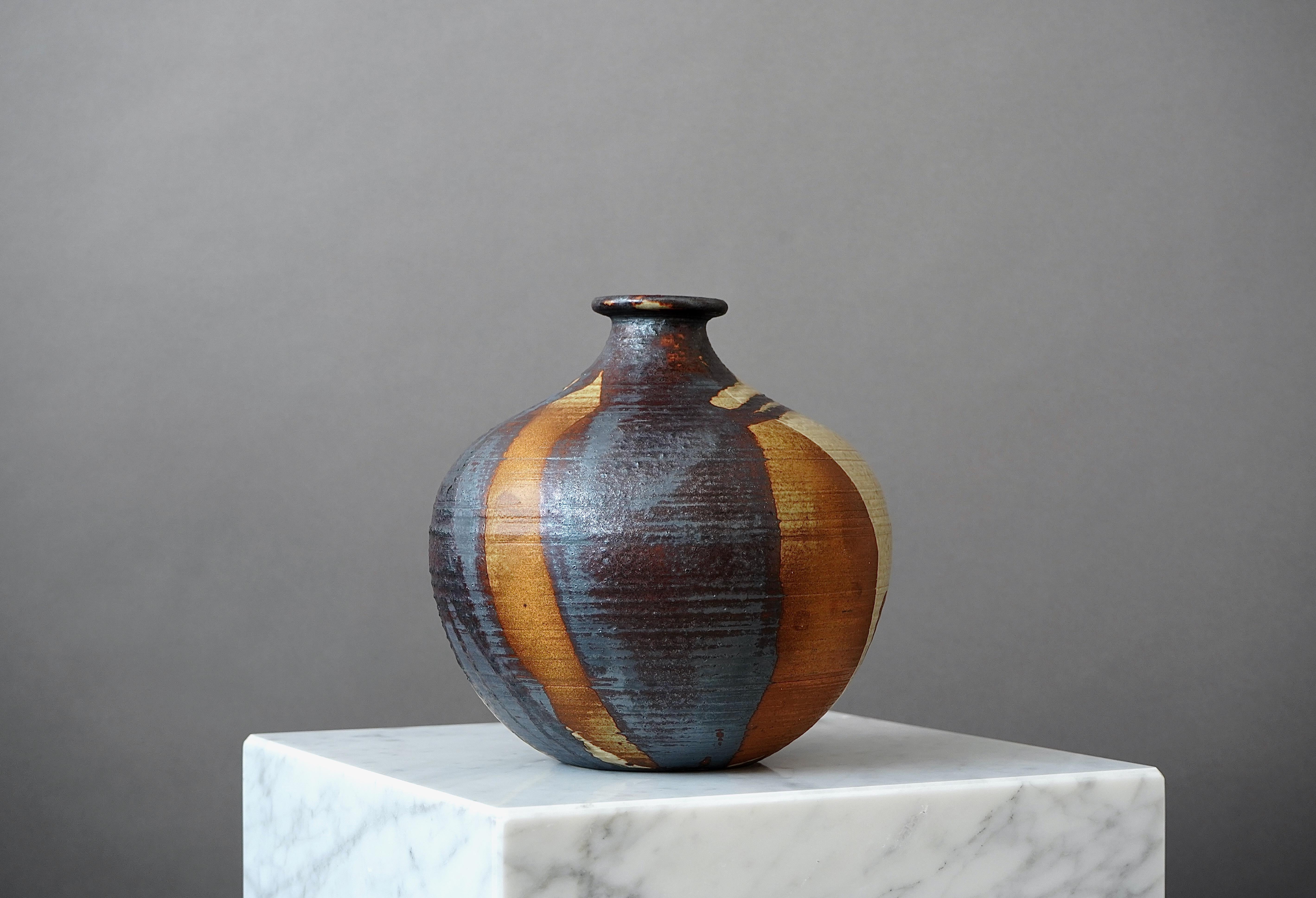 Turned Stoneware Vase by Annikki Hovisaari for Arabia, Finland, 1960s