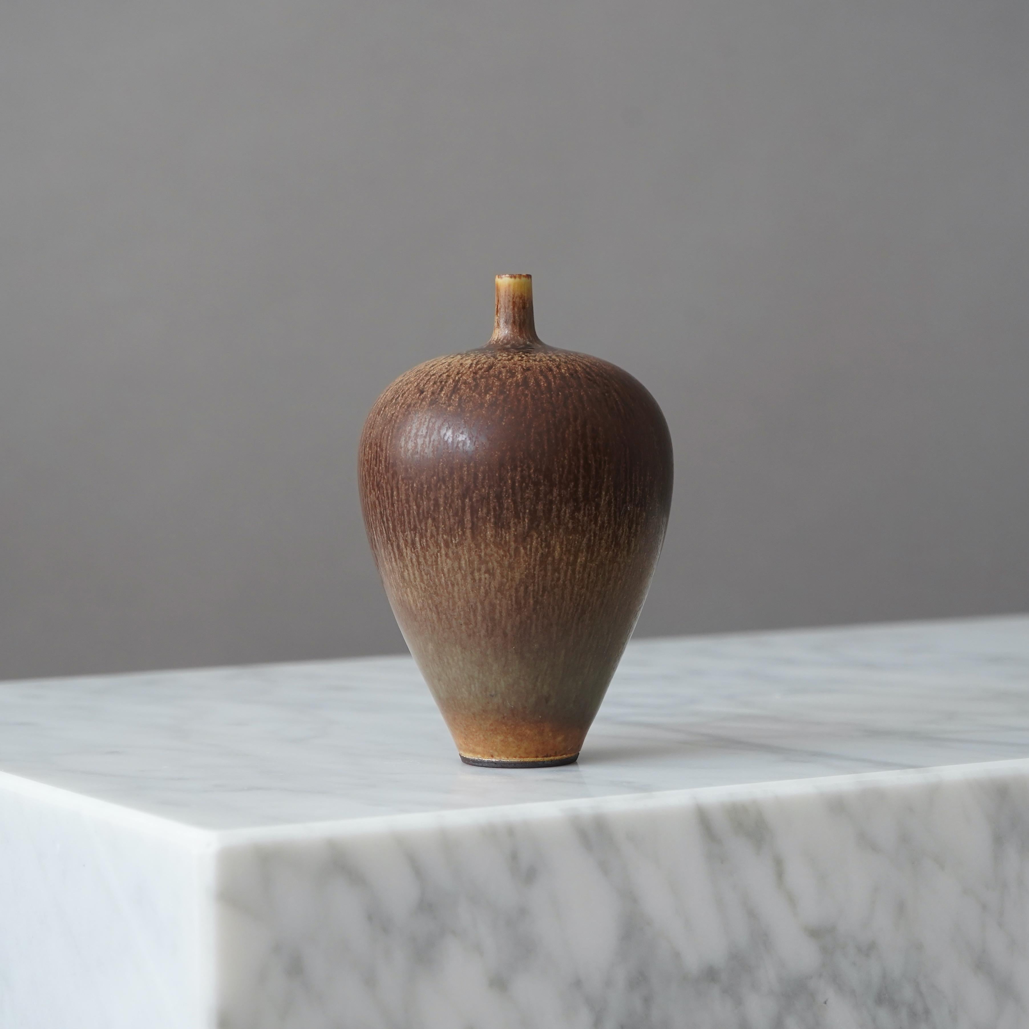 Ceramica Vaso in gres di Berndt Friberg per Gustavsberg Studio, Svezia, anni '50 in vendita
