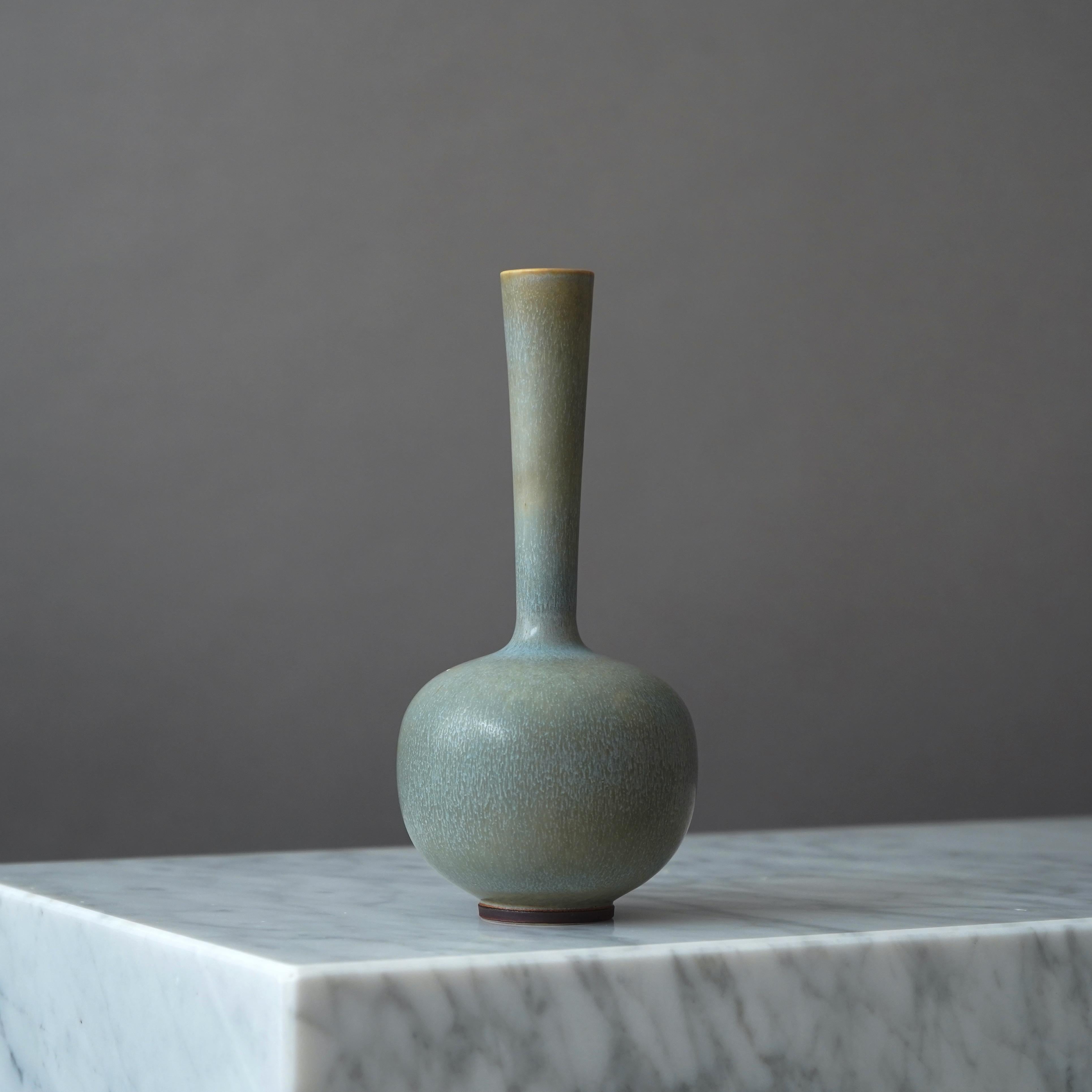 Vaso in gres di Berndt Friberg per Studio A, Svezia, 1956 in vendita 3
