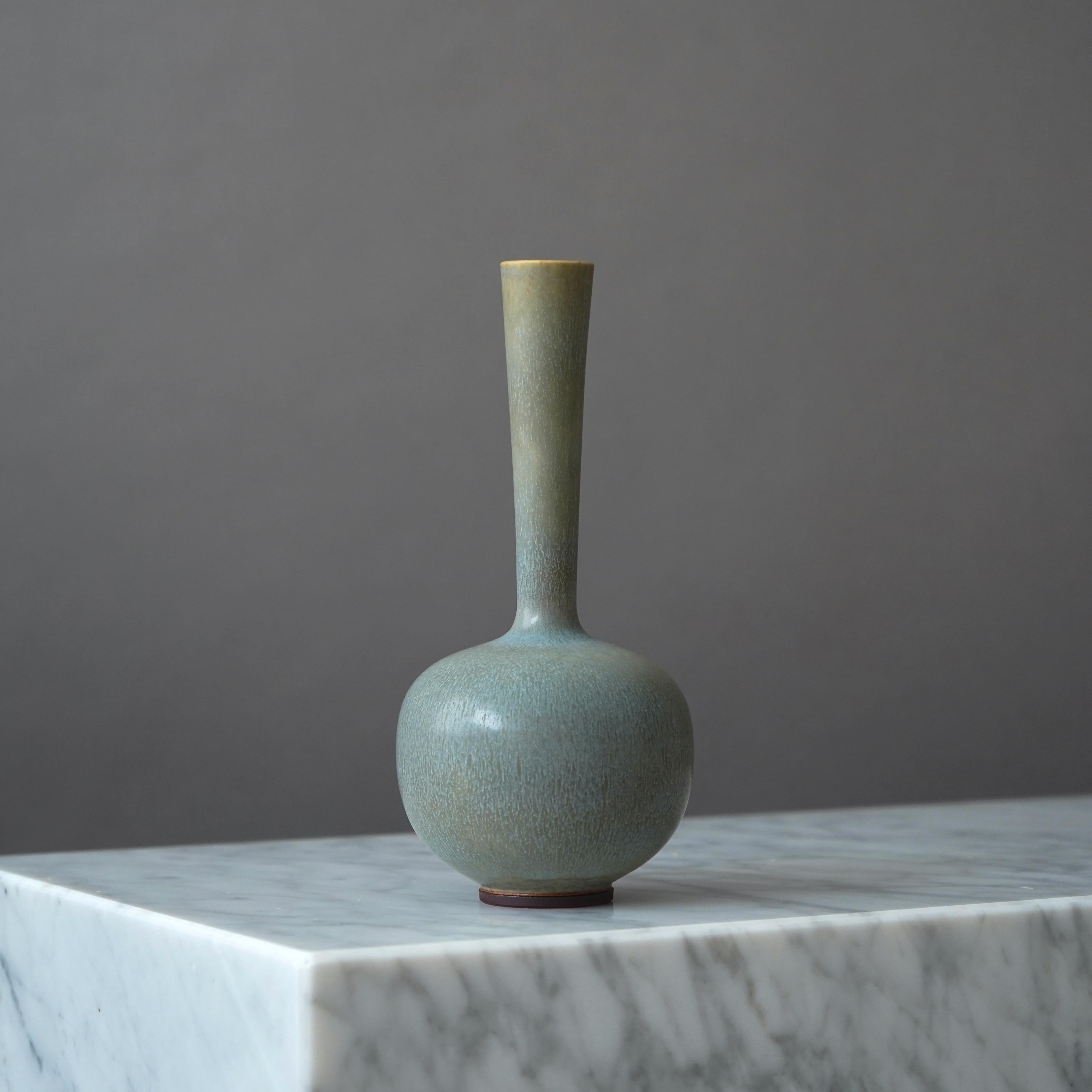 Vaso in gres di Berndt Friberg per Studio A, Svezia, 1956 in vendita 1