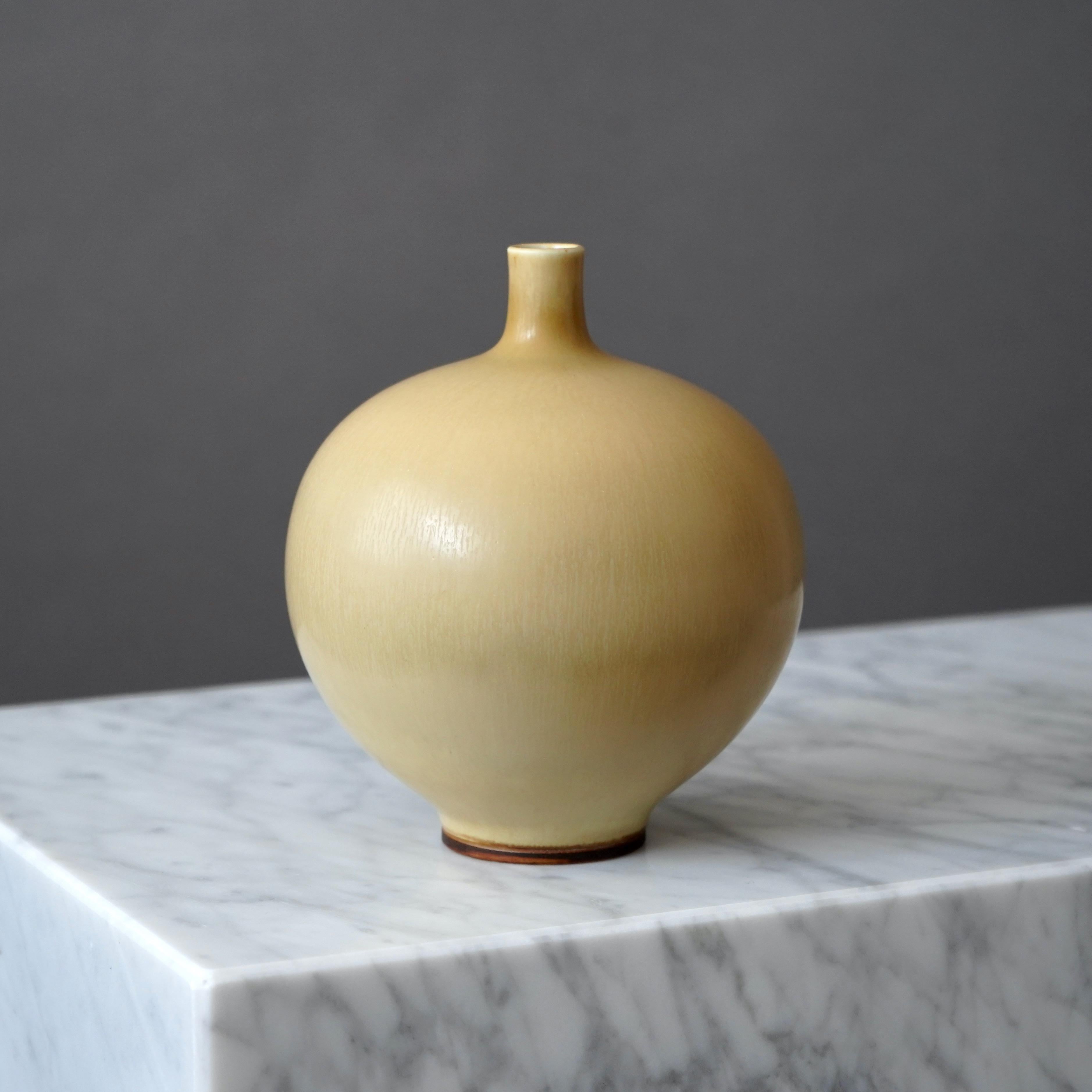 Ceramic Stoneware Vase by Berndt Friberg for Gustavsberg Studio, Sweden, 1964